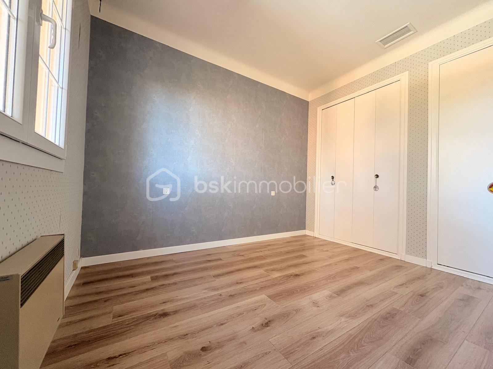 Maison de 140 m² - WhatsApp Image 2025-10-28 à 08.14.18_f1ceeb05.jpg