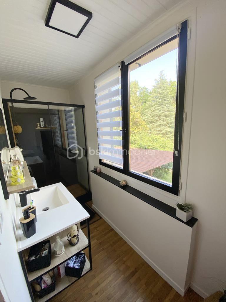 Maison de 450 m² - maison-grezieu-la-varenne-craponne-chambre-parentale-SDE.jpg