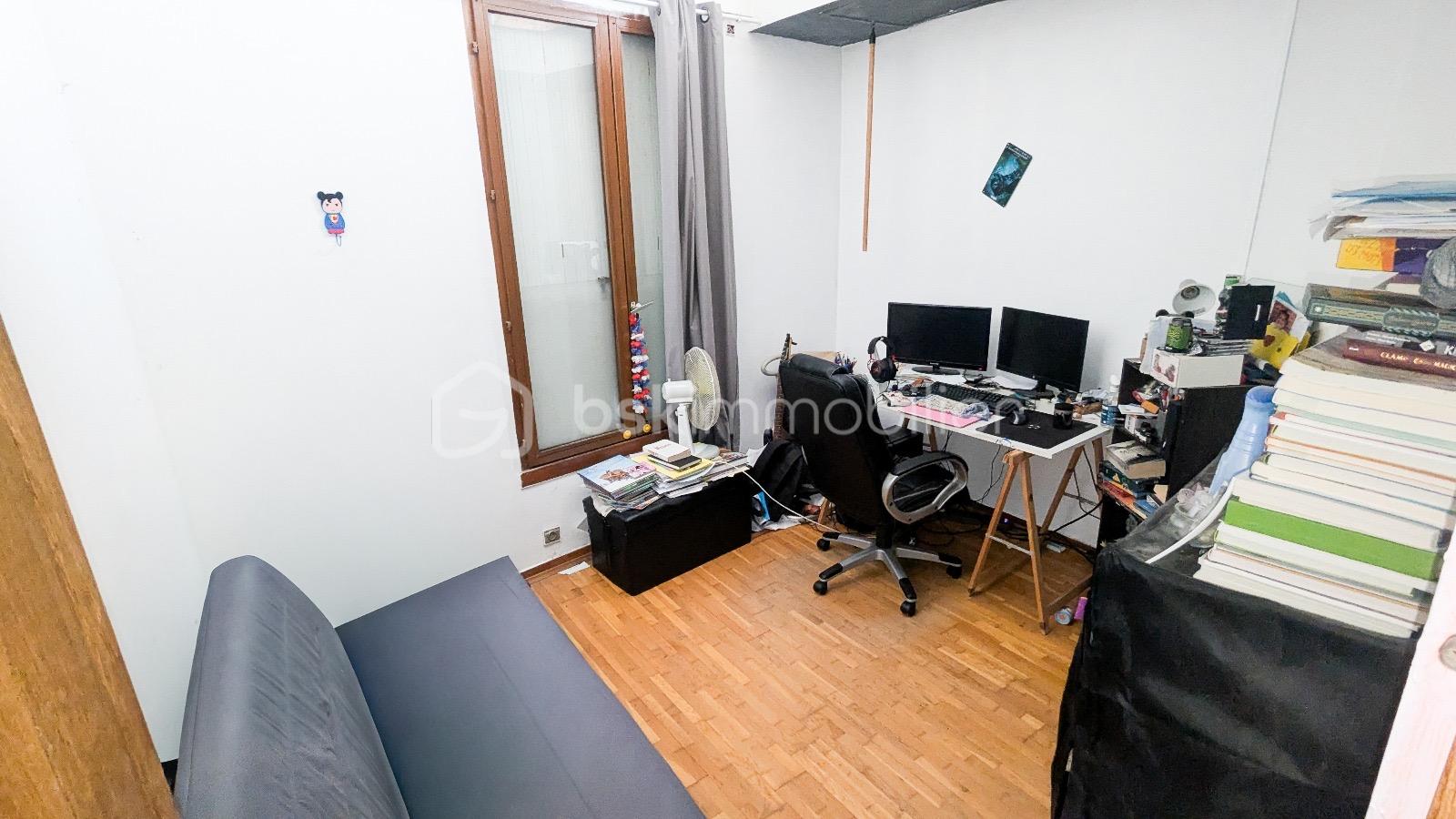 Chambre - bureau actuel.JPG