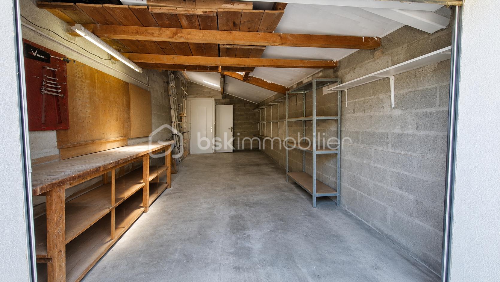 garage.png