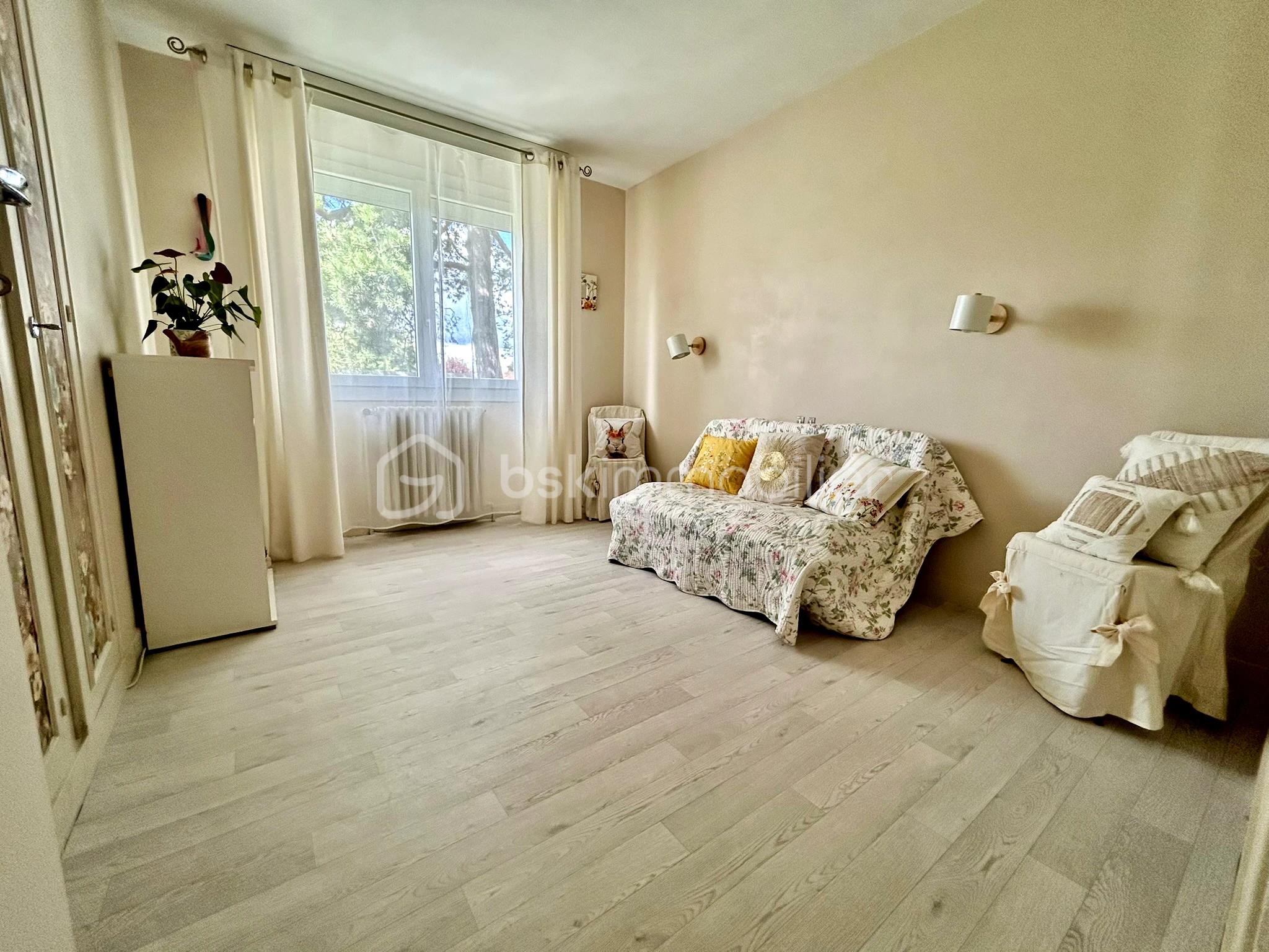 Maison de 125 m² - liloo-downloaderT1z7MN