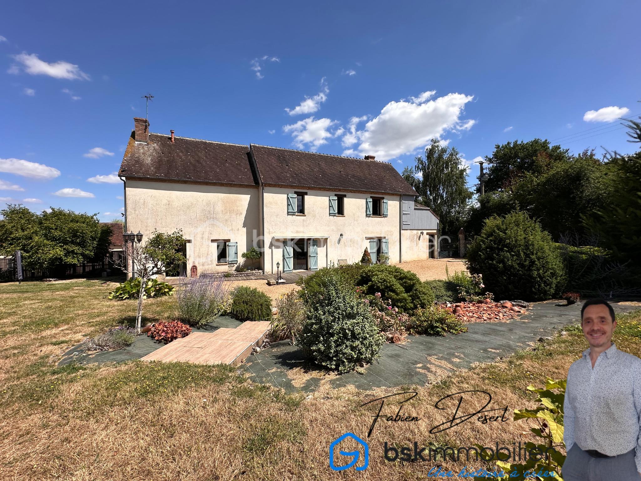 Maison ancienne de 147 m² - Façade Maison Jardin.png