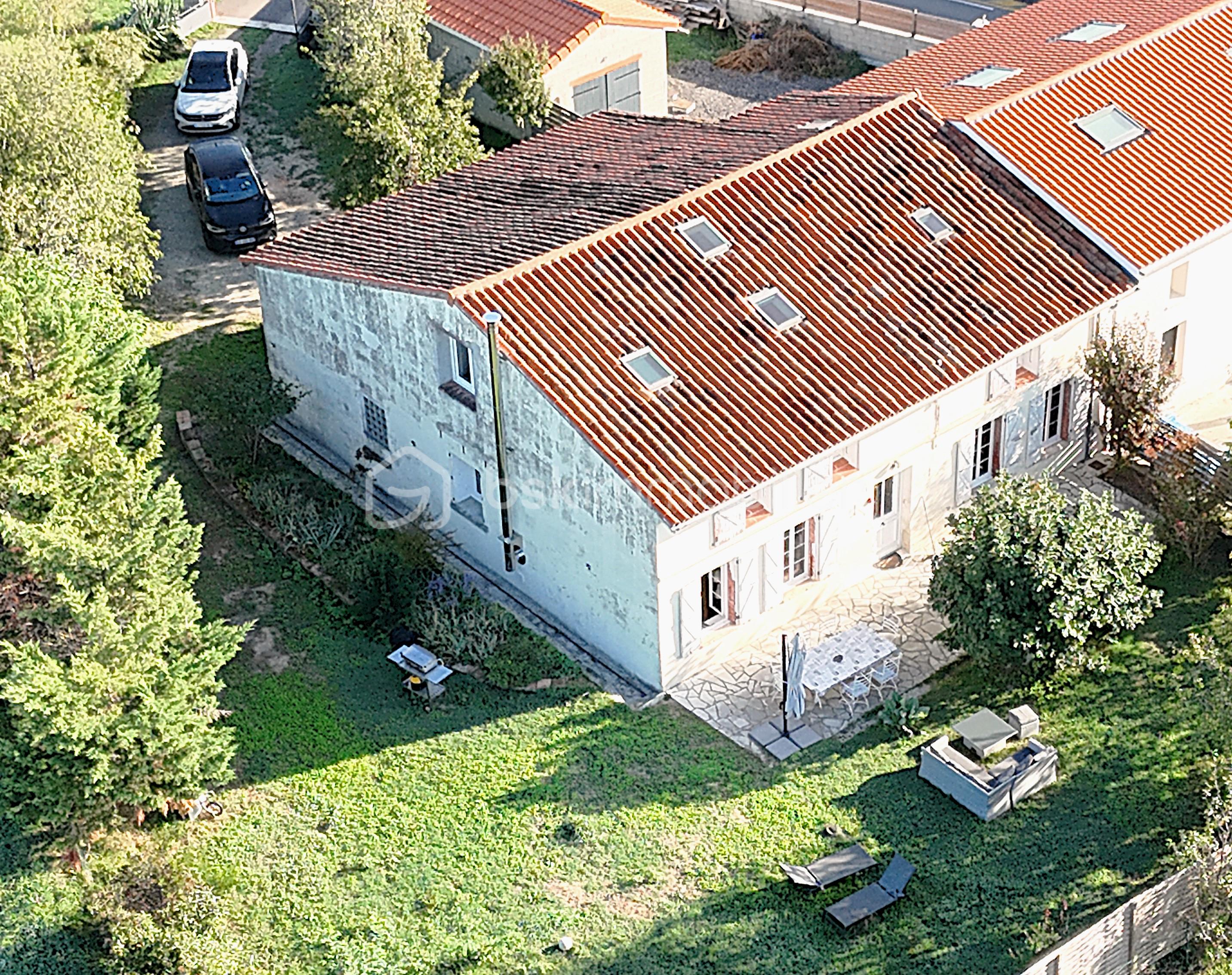 Maison de 176 m² - LEMESLE_IMMOBILIER_VENTE_MAISON_AUSSONNE_TYPE4_EXTERIEUR.JPG