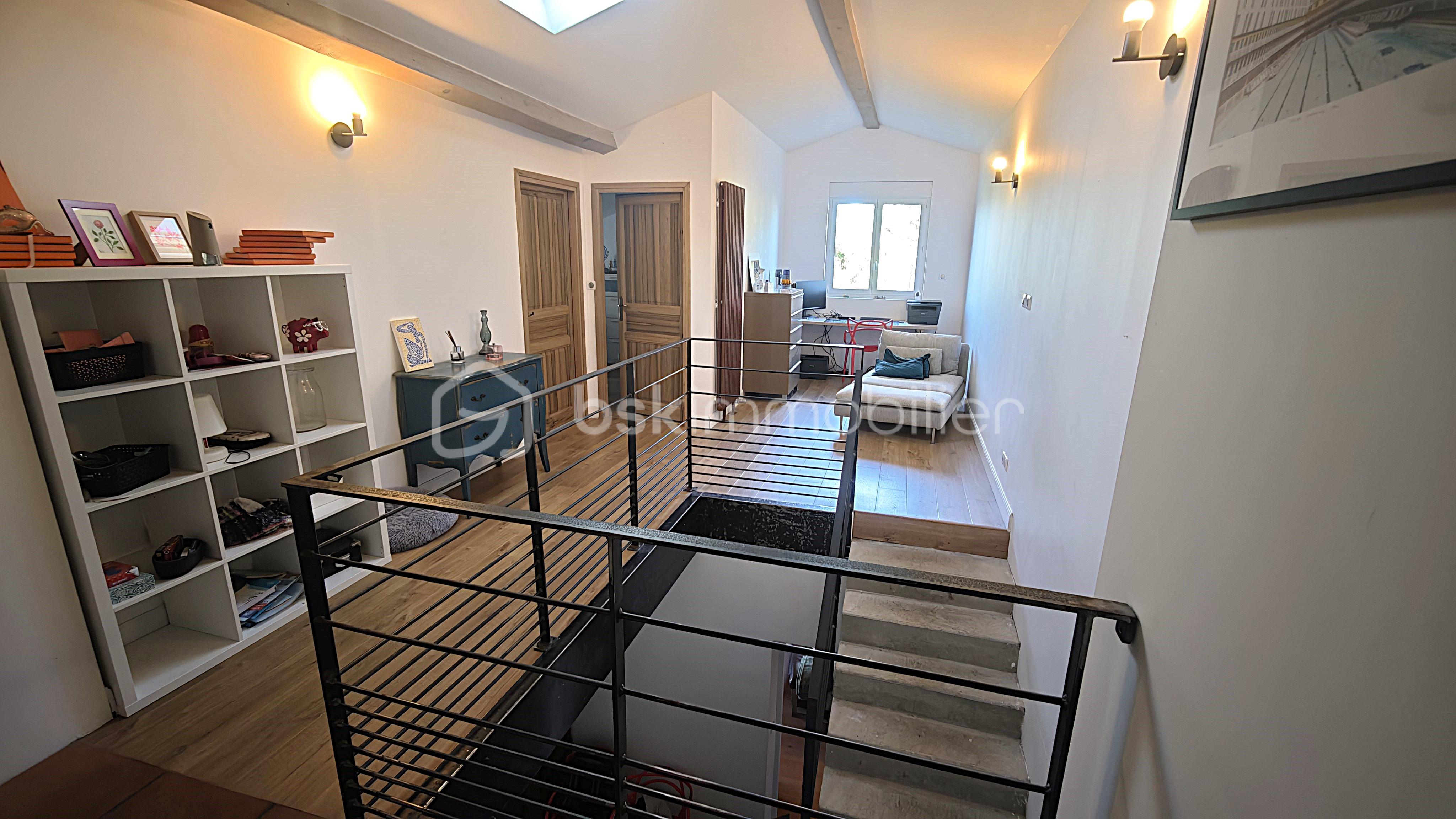 Maison de 176 m² - LEMESLE_IMMOBILIER_VENTE_MAISON_AUSSONNE_TYPE4_PALLIER.JPG