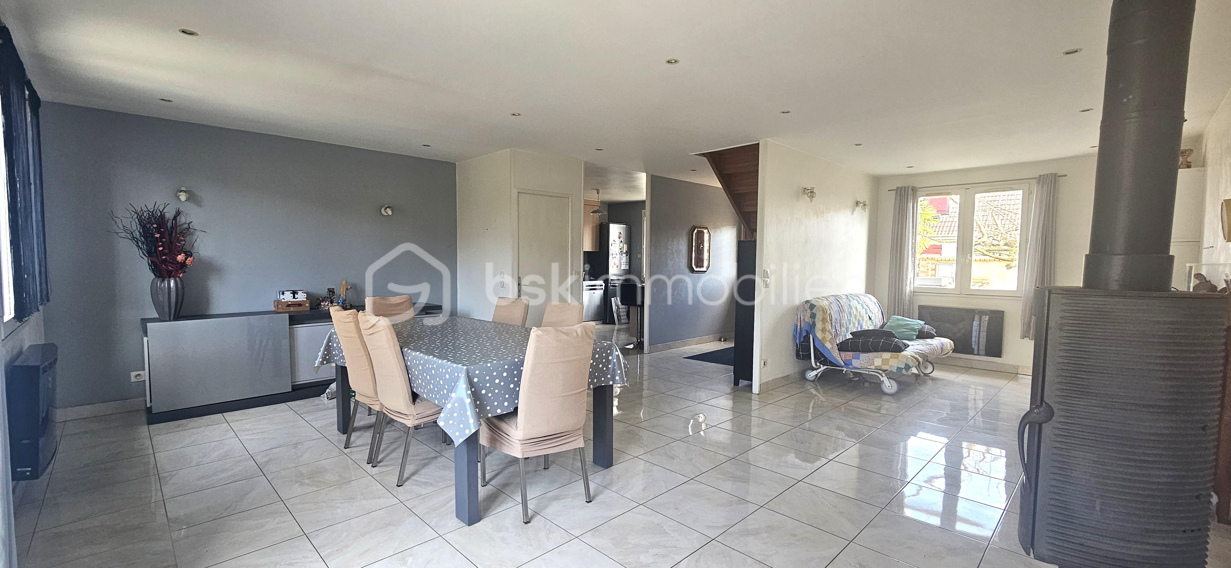 Maison de 128 m² - sejour 4.jpg