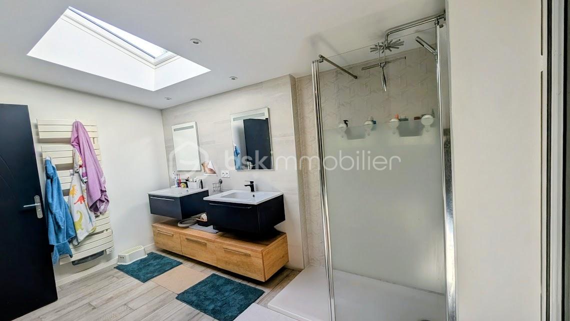 CHERRAULT SALLE DE BAIN VRAI.jpg