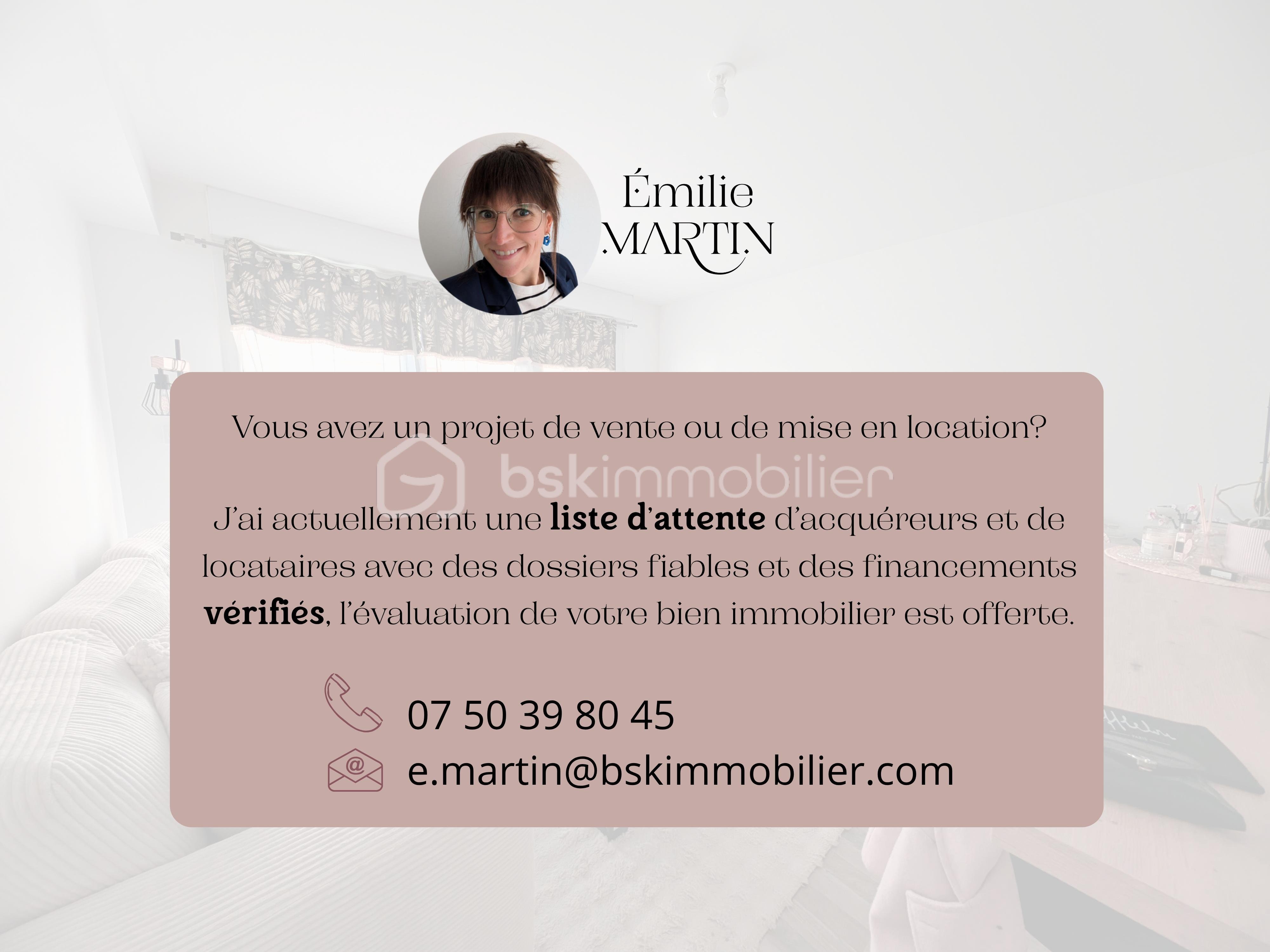 agent immobilier CREVIN Emilie MARTIN.png