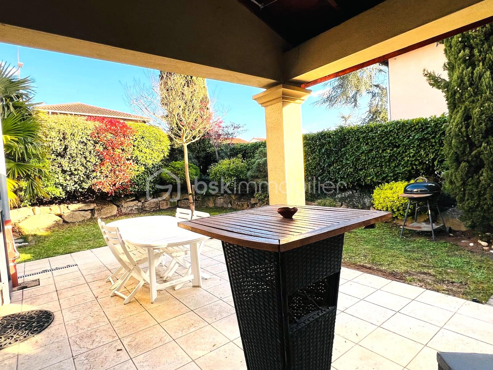 VUE SUR JARDIN DE LA TABLE HAUTE.jpeg