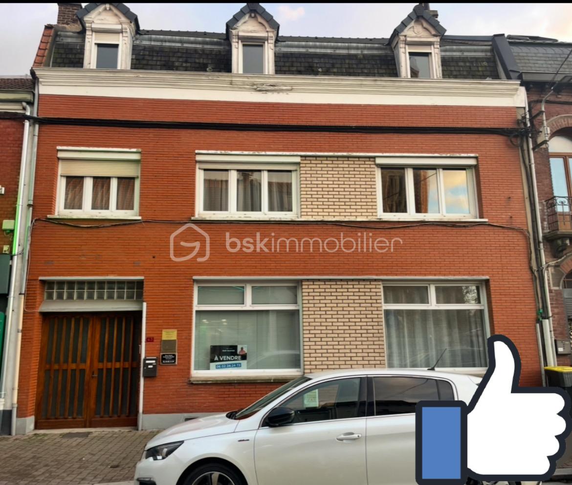 Maison de ville de 402 m²