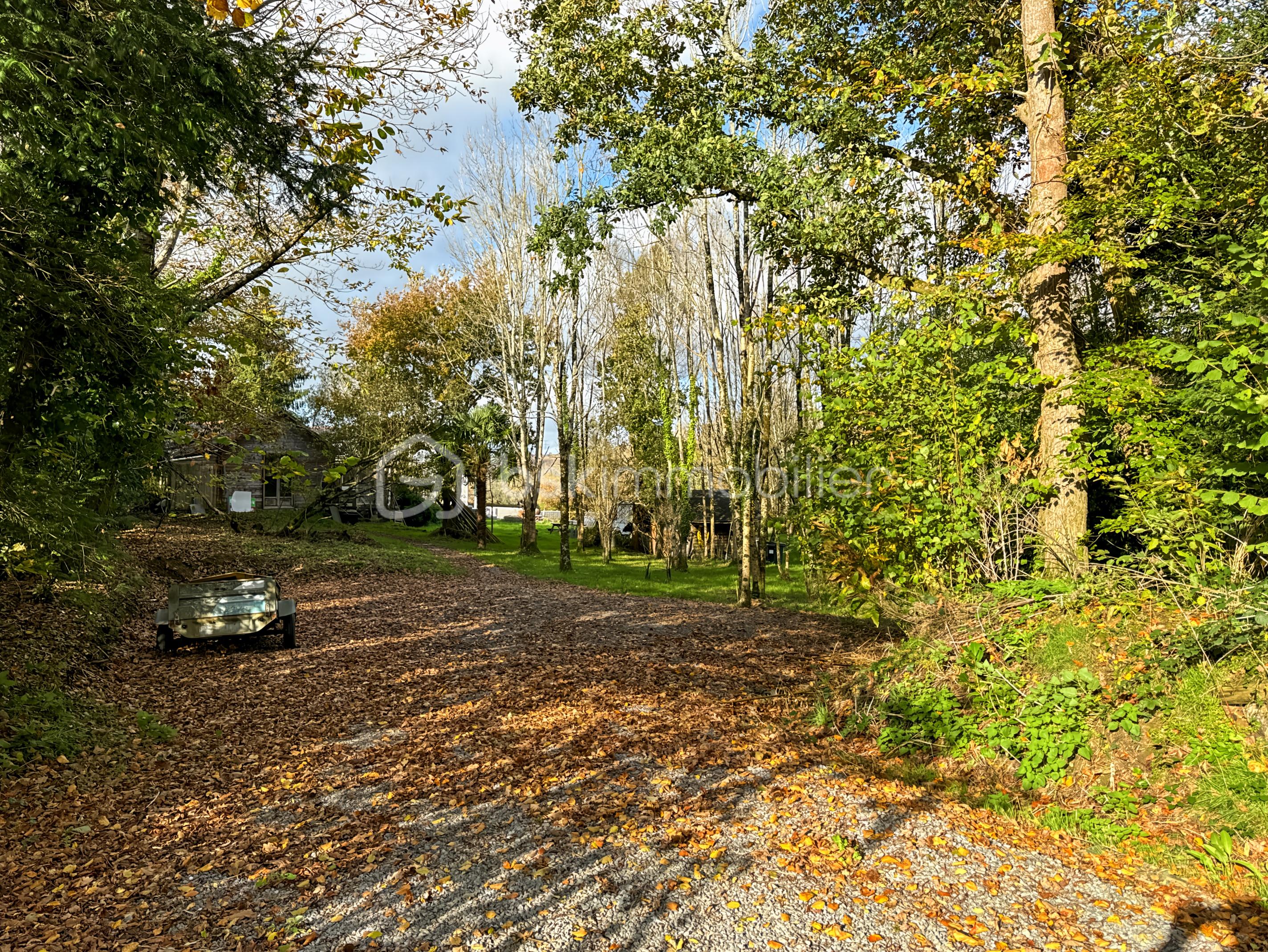 Terrain de 26 565 m²