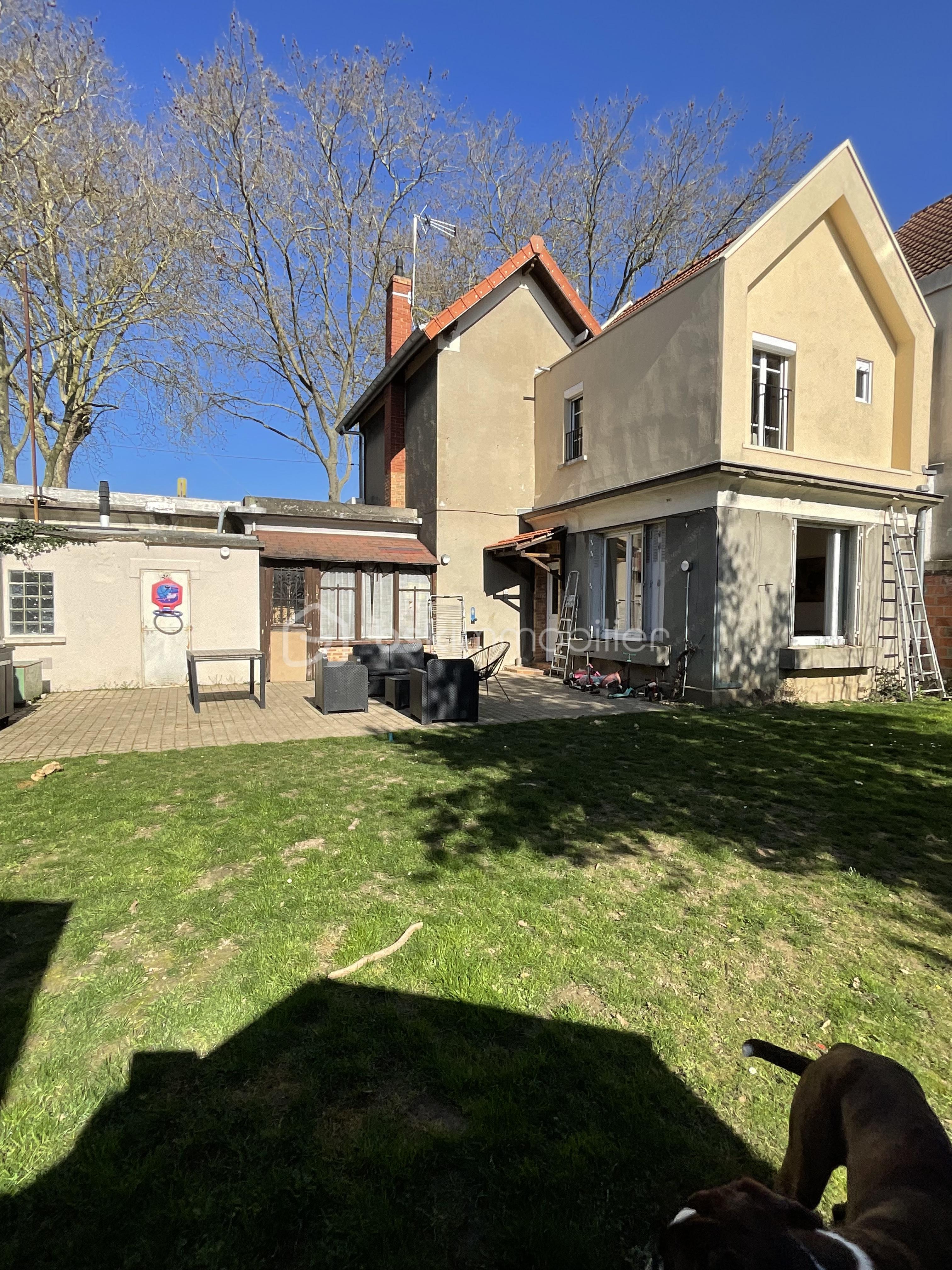 Maison 6 pièces 119 m² · à Trappes · 119 m² · 249 000 €