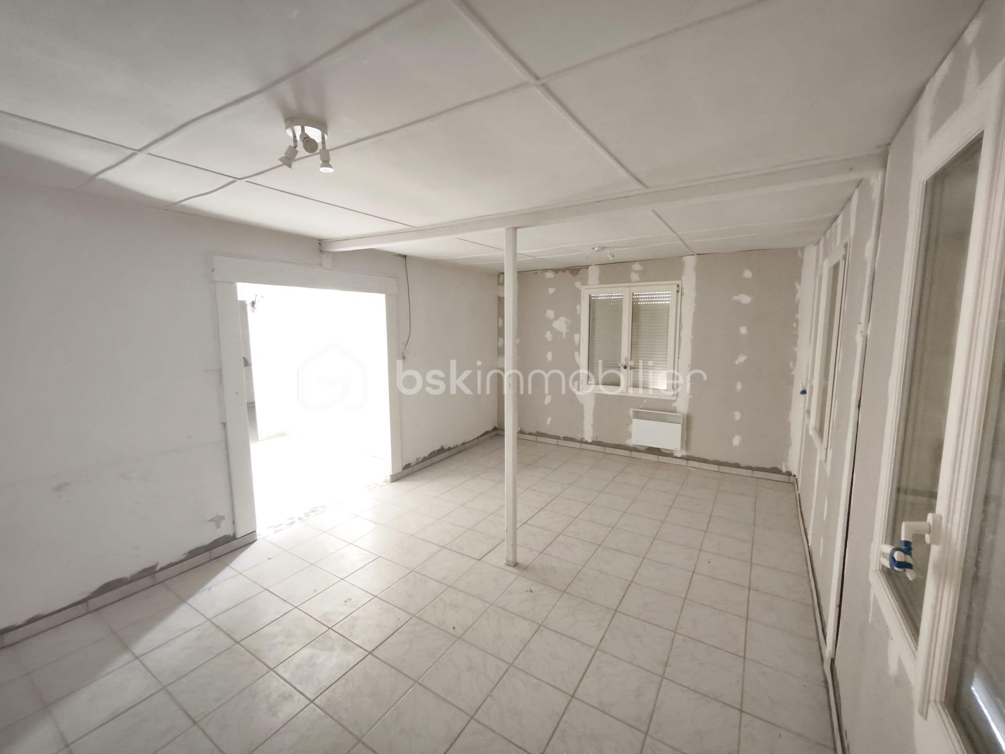 Maison de 61 m² - salon amélioré.jpeg