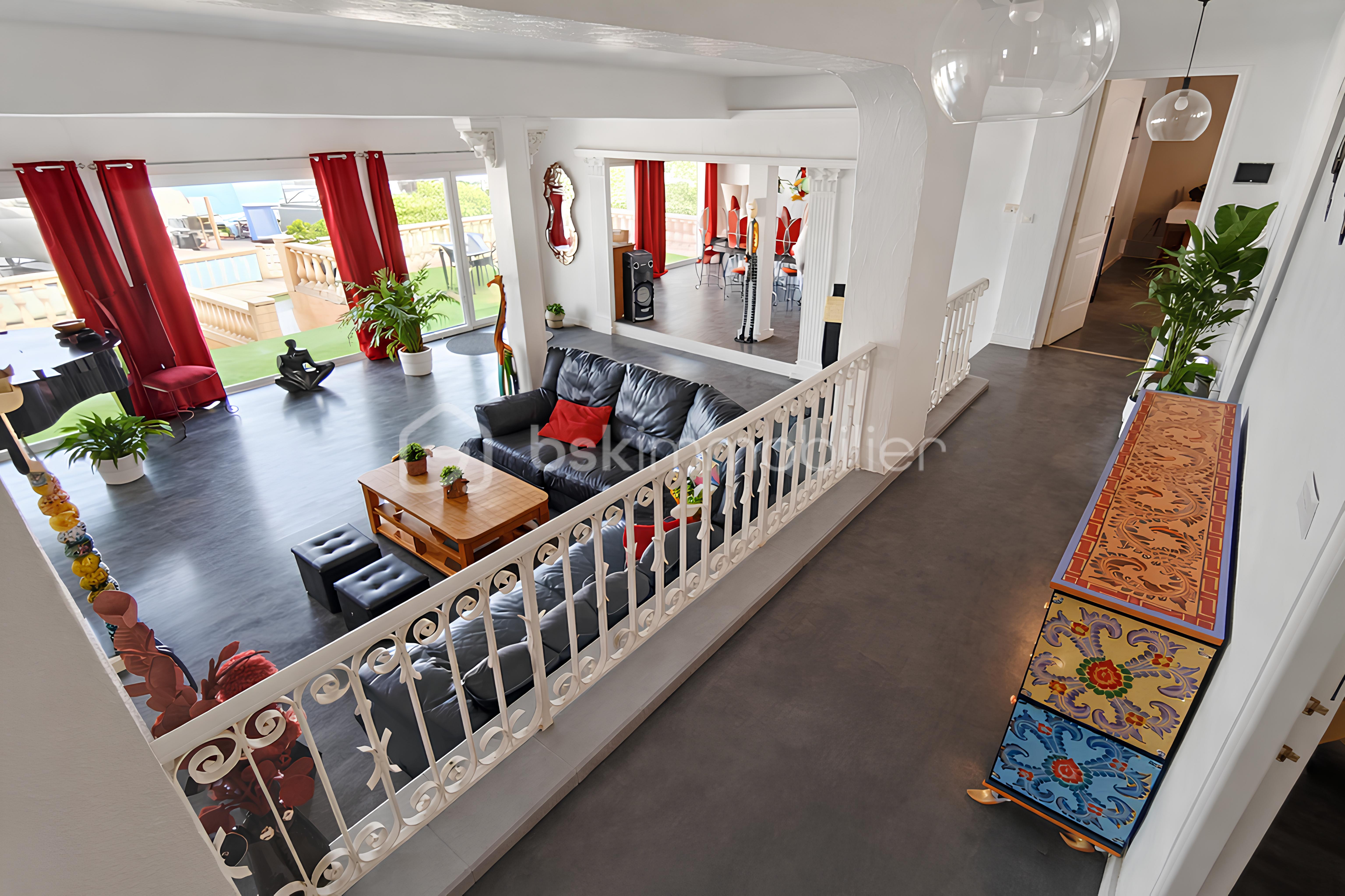 9 Séjour photo 2.png