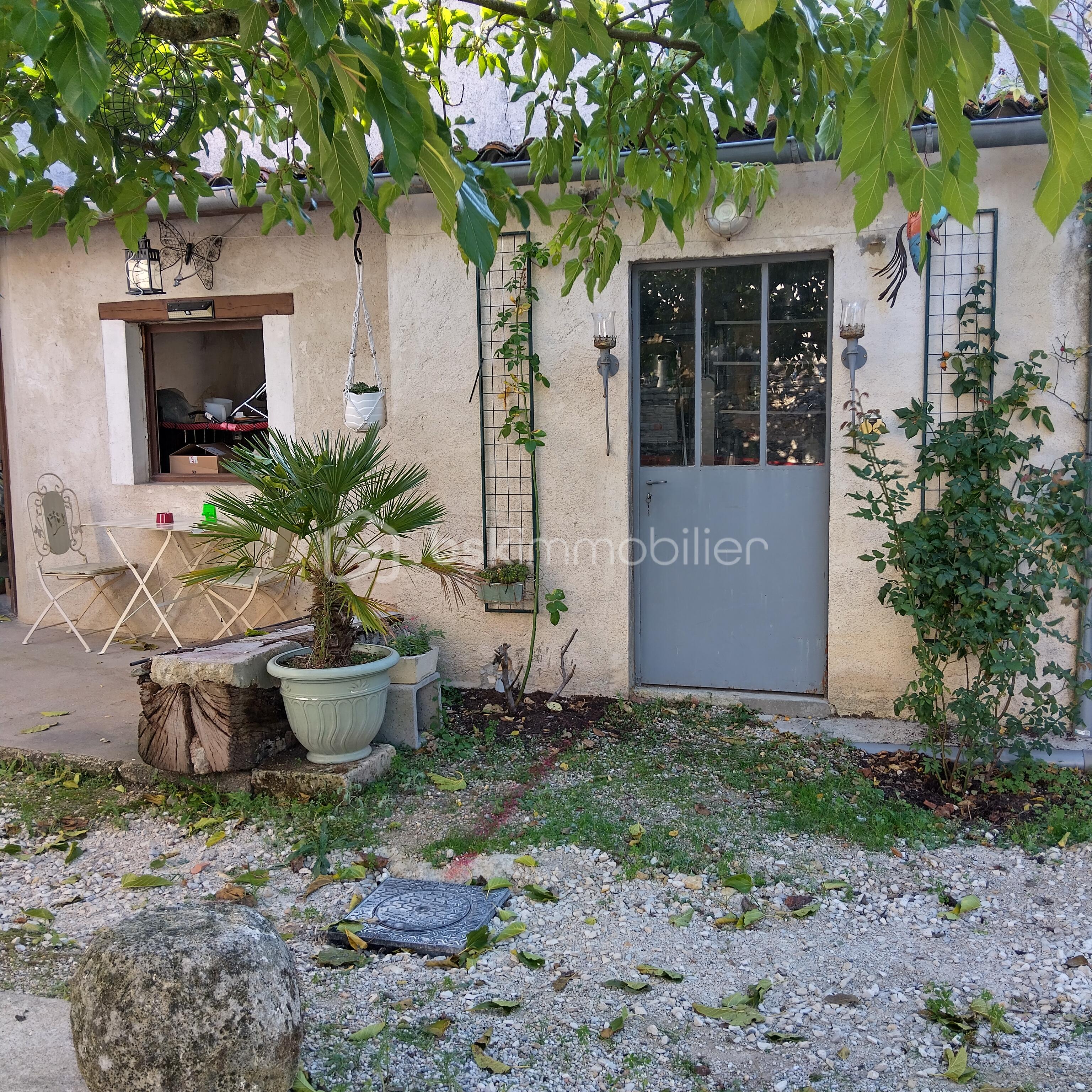 Maison de 103 m² - REMISE.jpg