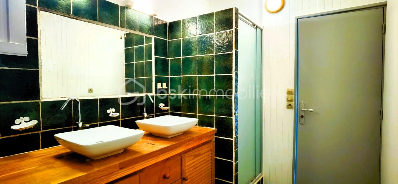 Villa de 157 m² - salle da bain.jpeg