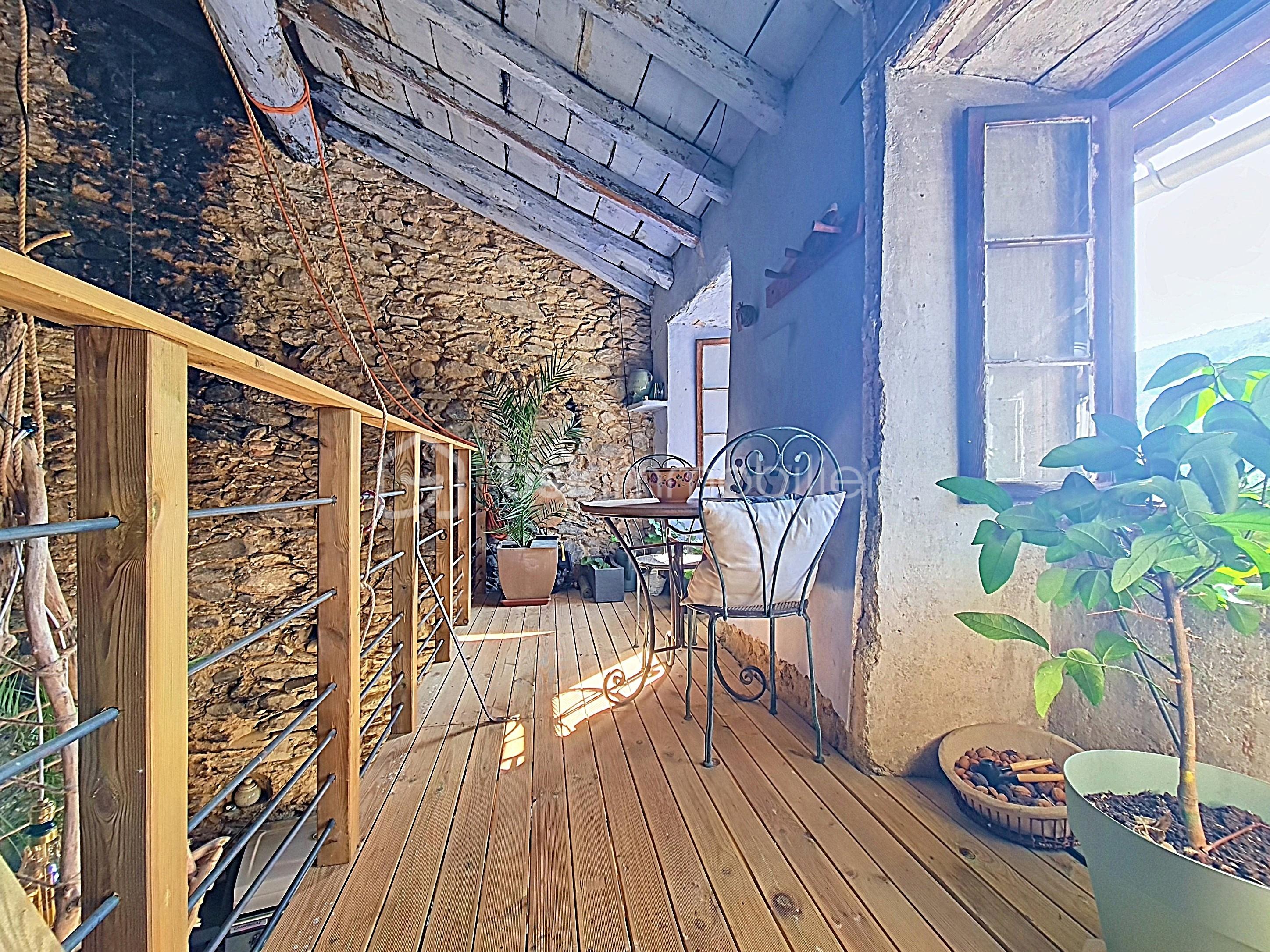 mezzanine.jpg