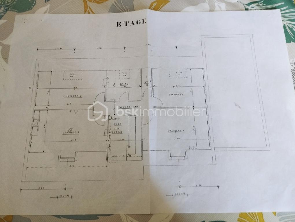 Maison traditionnelle de 170 m² - 1763997776876.jpg