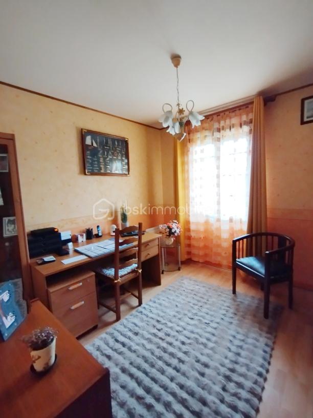 Maison traditionnelle de 170 m² - 1763382299098.jpg