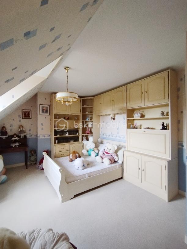 Maison traditionnelle de 170 m² - 1763382158668.jpg