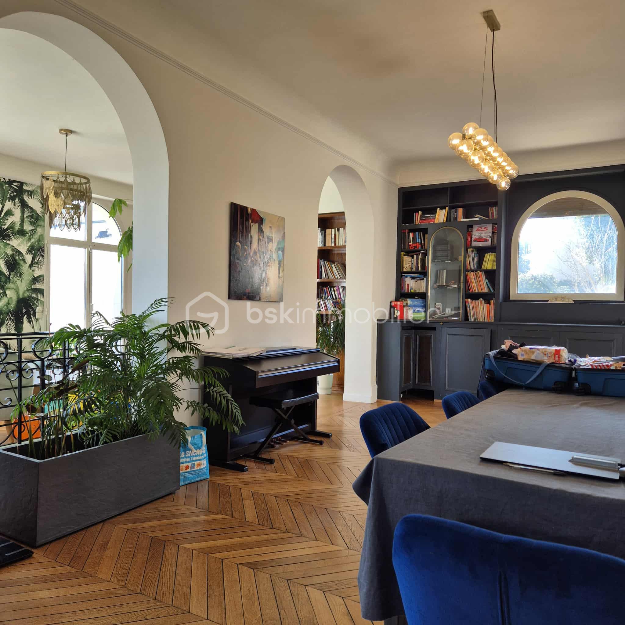 Demeure de 564,97 m² - sejour.jpeg