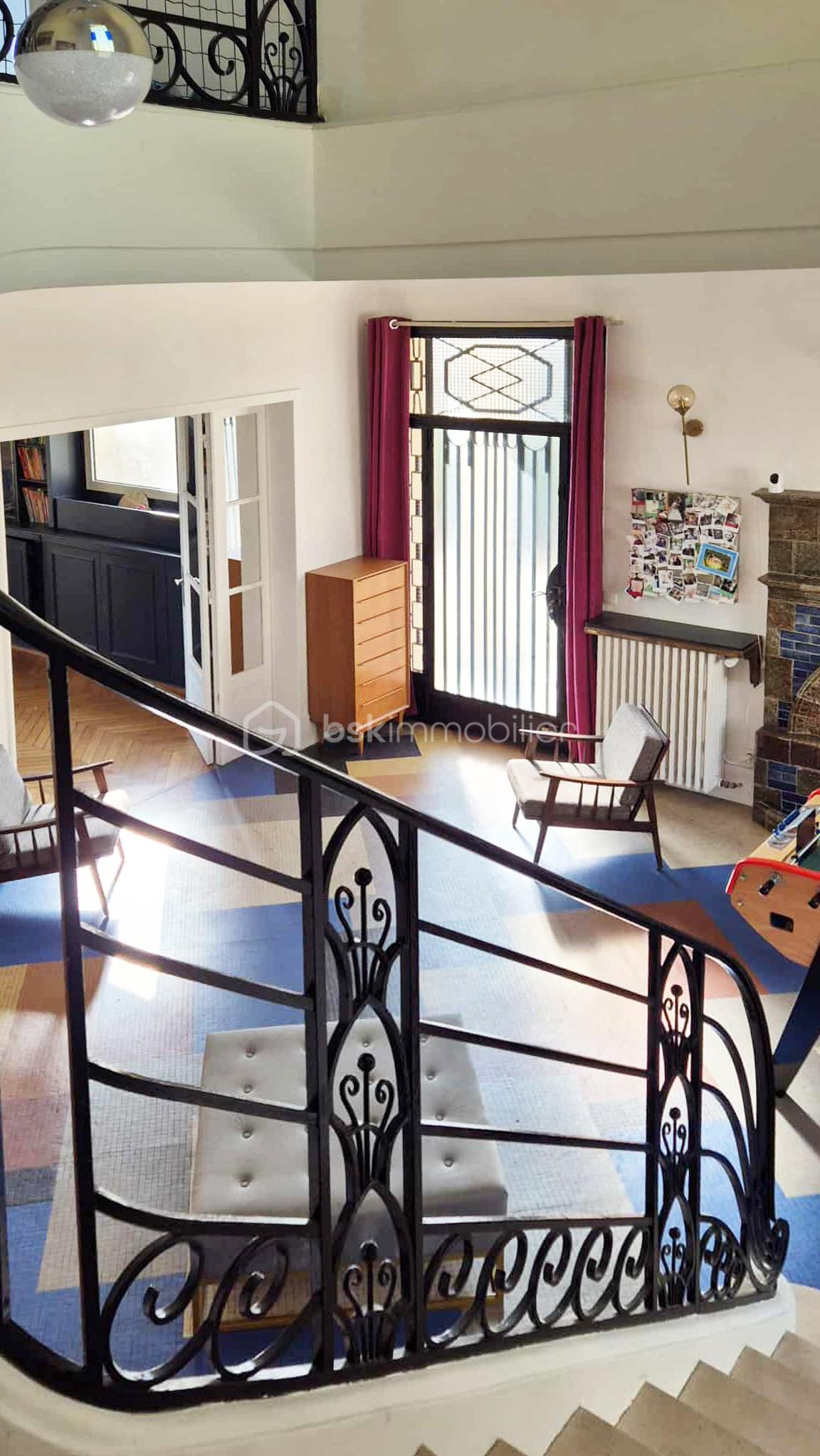 Demeure de 564,97 m² - x escalier 2.jpeg