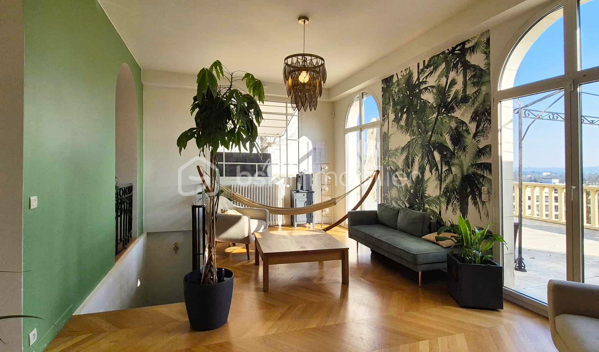 Demeure de 564,97 m² - jardin hiver 2.jpeg