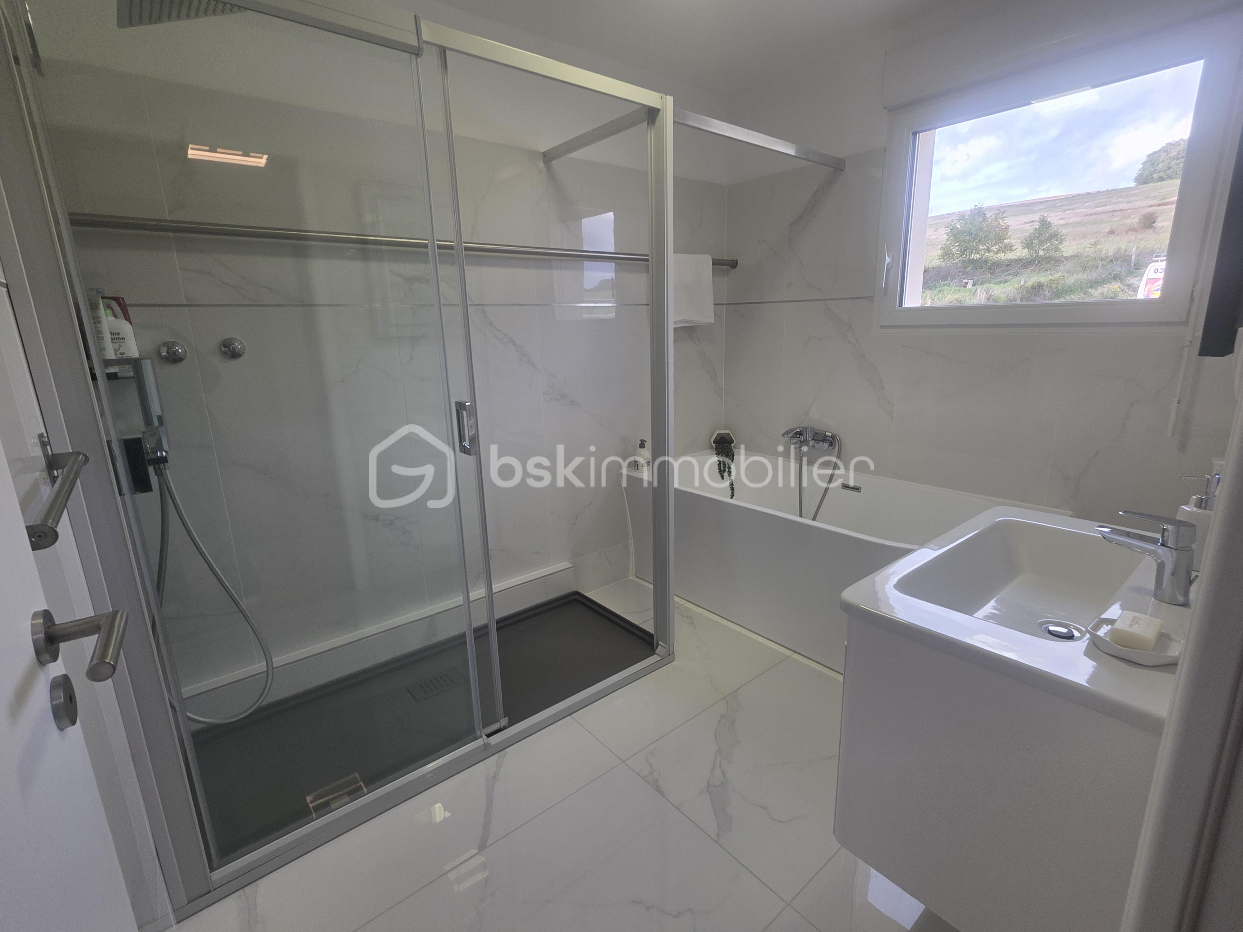 Maison de 216 m² - 20251024_170953.jpg