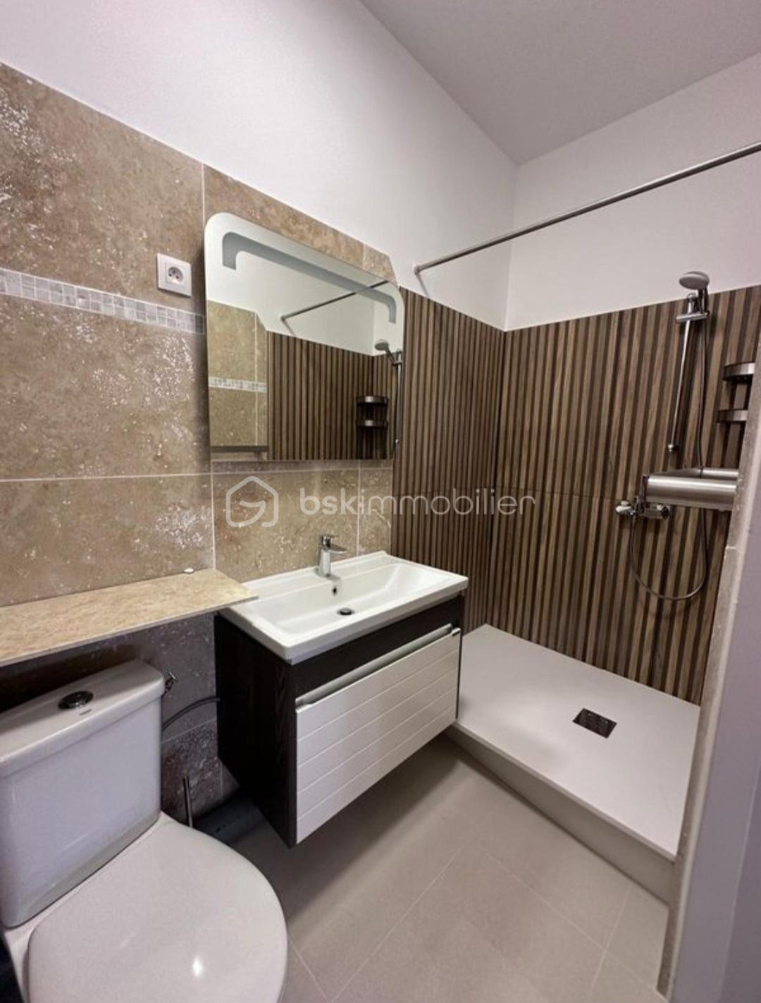 Maison de 216 m² - Screenshot_20251025_000804_leboncoin(1).jpg