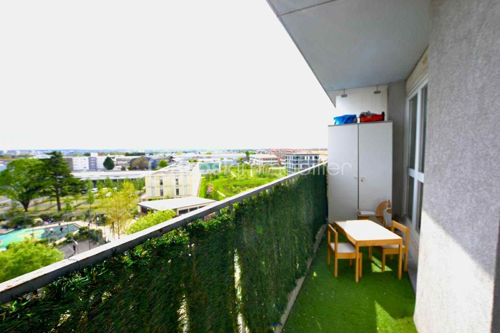 Appartement de 77,51 m² - Balcon.jpg