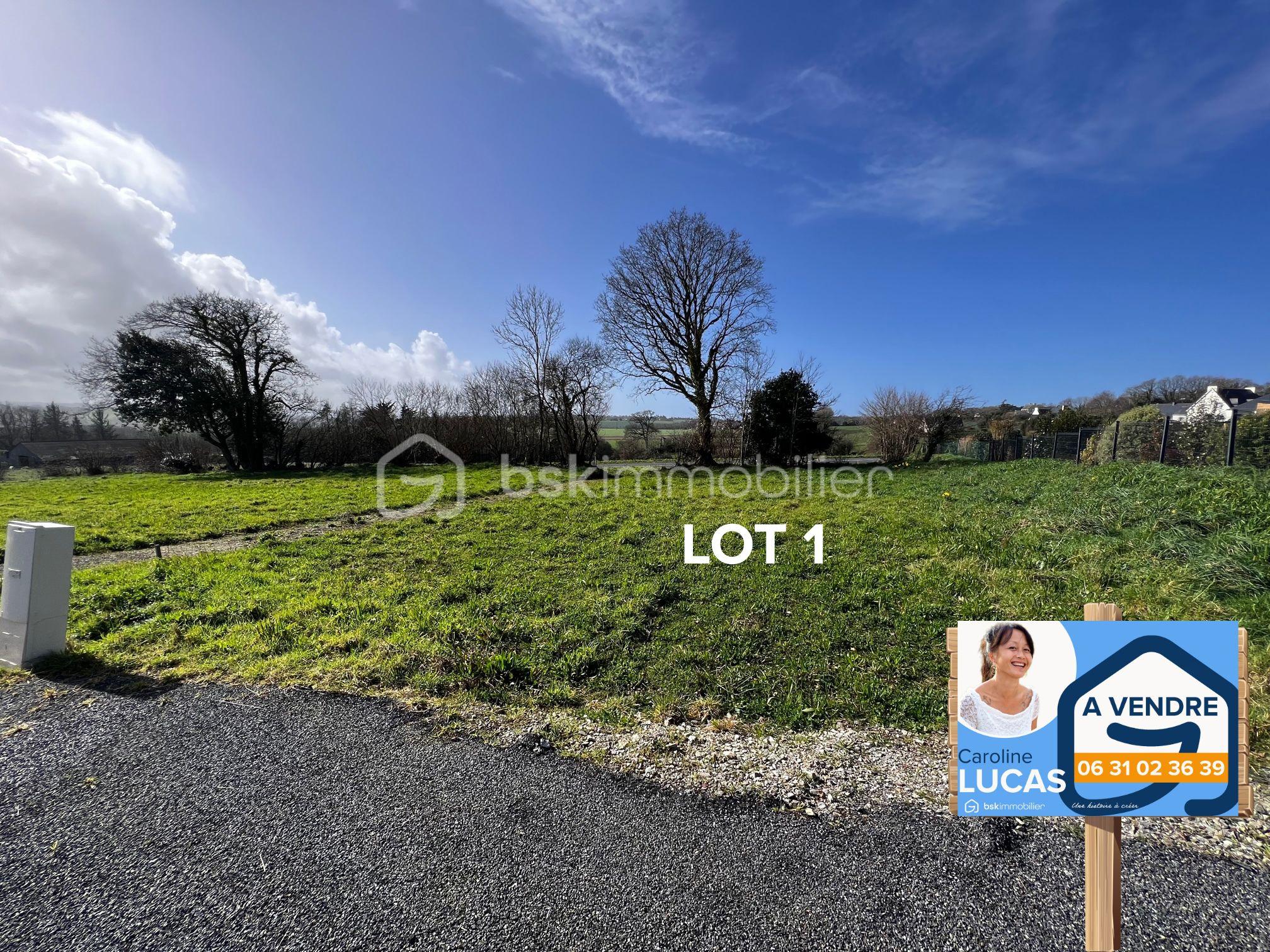 Terrain de 922 m² - 01 LOT 1.jpg