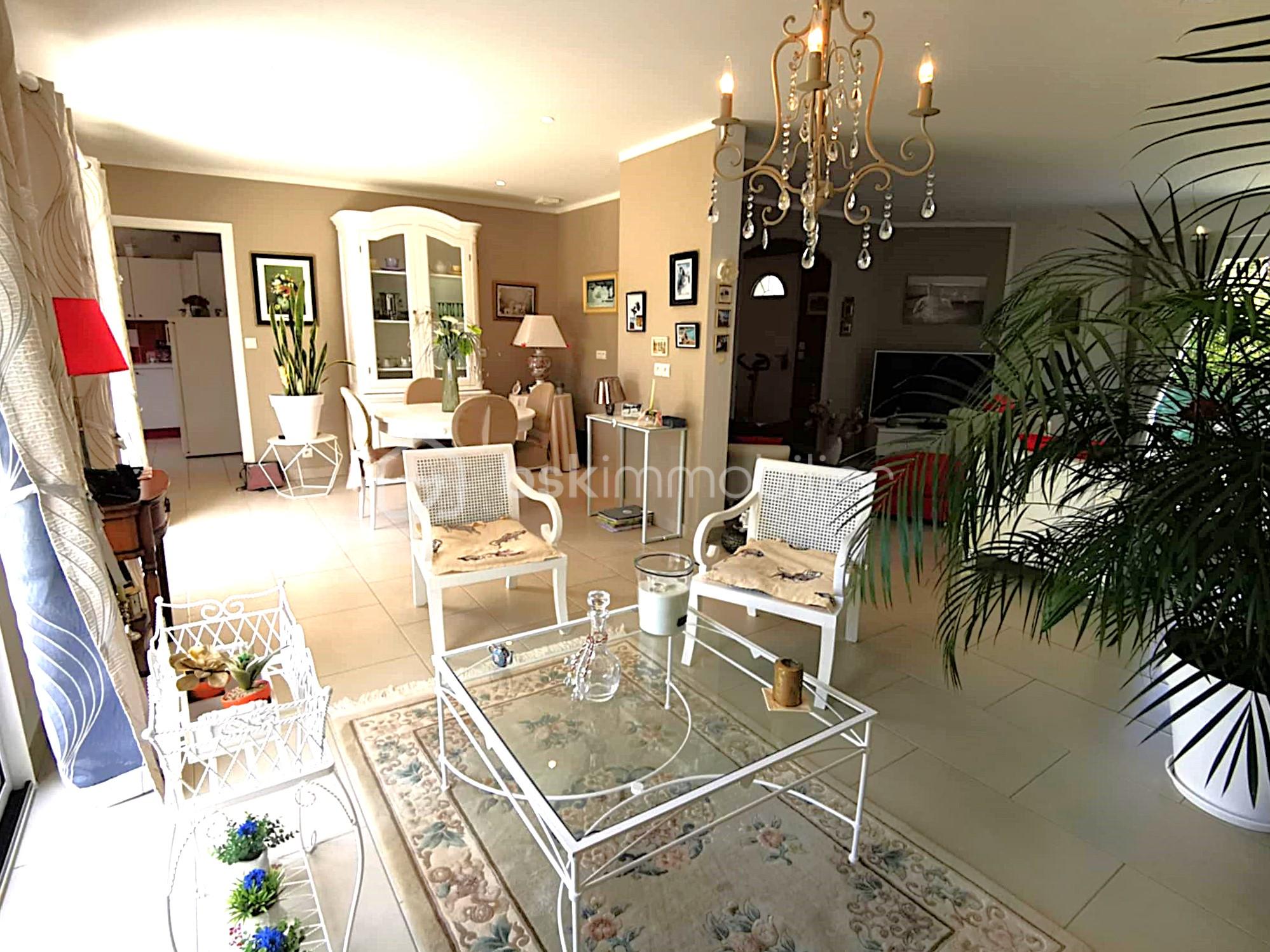 Demeure de 118 m² - 7ef1e9a6-9c7d-47b2-ae13-999e84b6a316 R.jpg