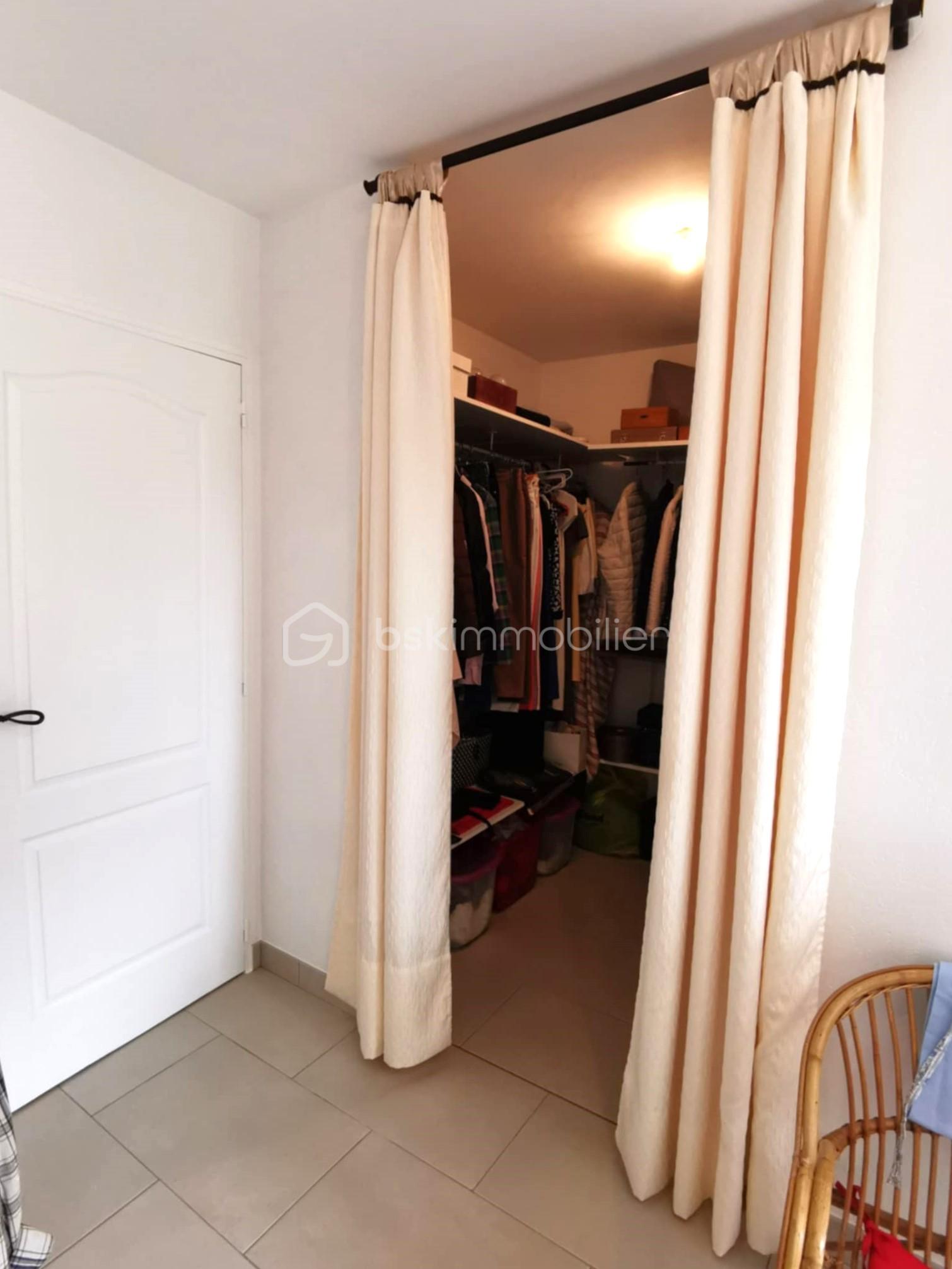 Demeure de 118 m² - b419f274-f235-4479-b888-209859d1ce14 R.jpg