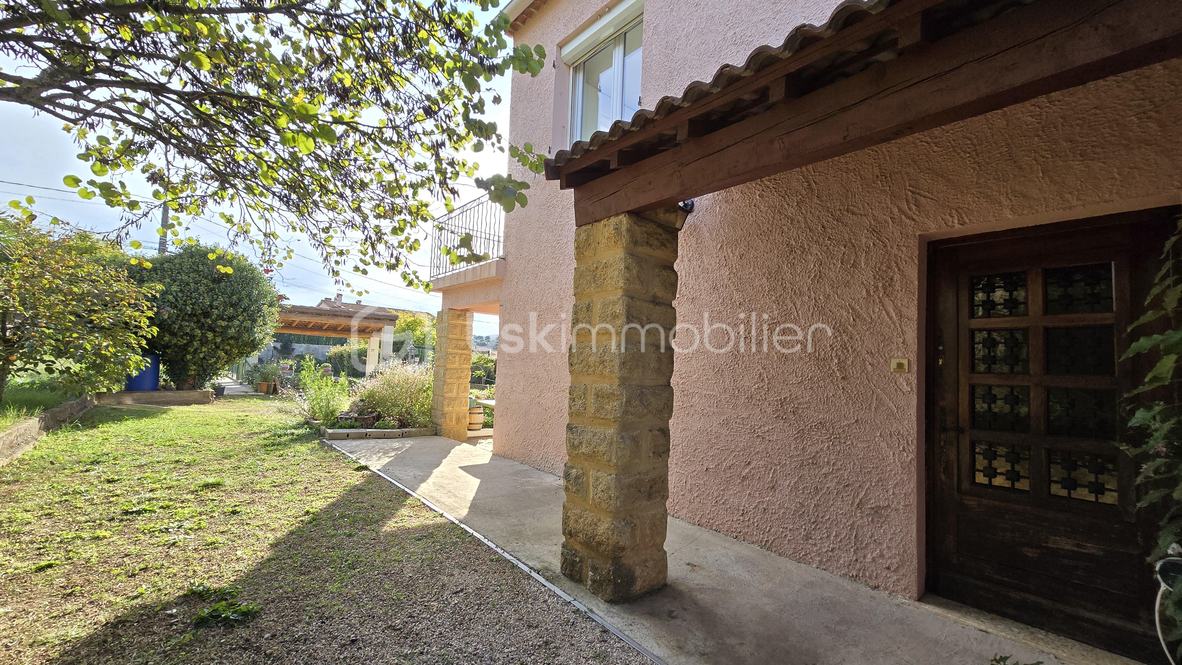 Maison traditionnelle de 171 m² - 20251009_164610.jpg