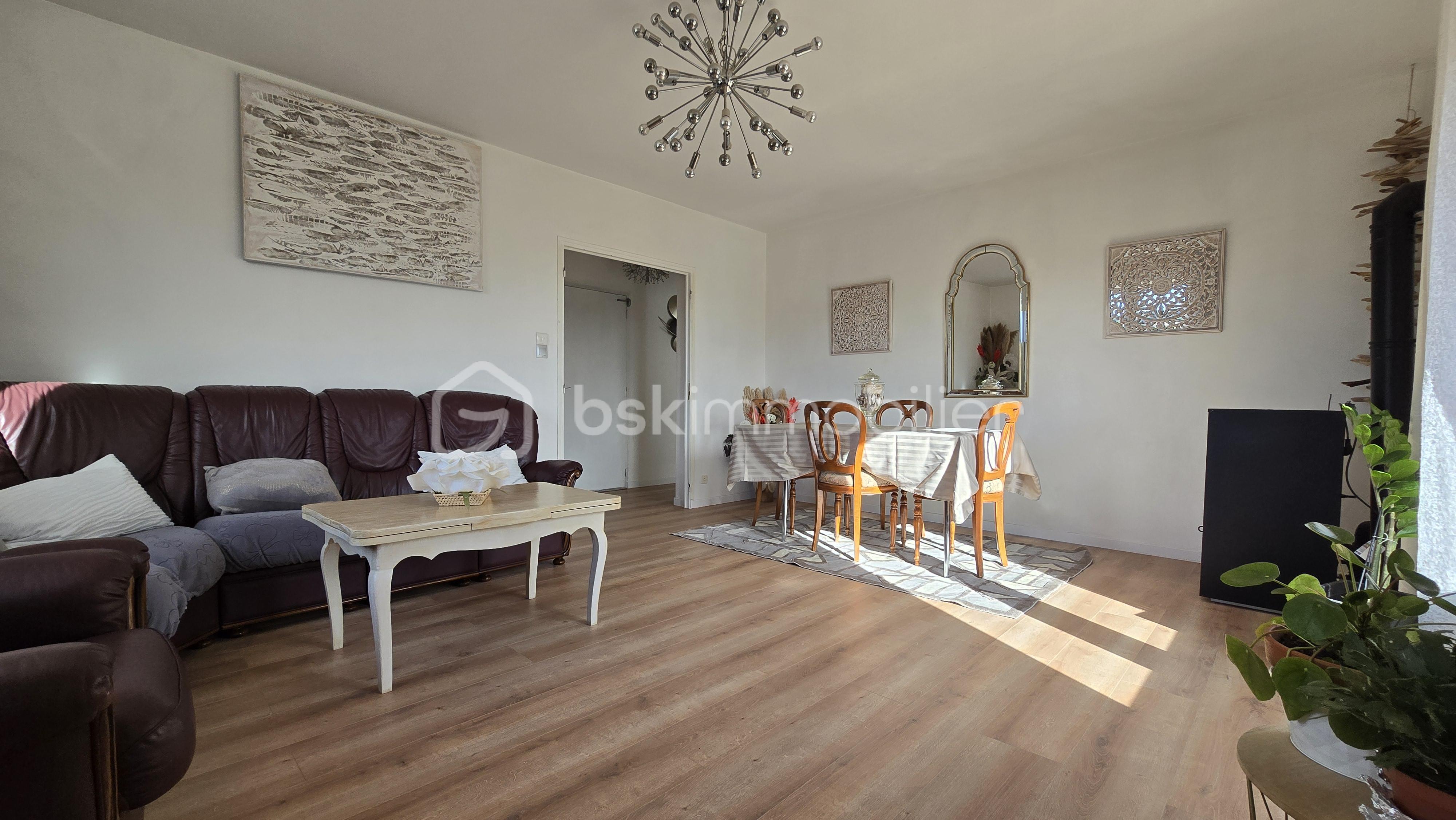 Maison traditionnelle de 171 m² - 20251009_162519.jpg