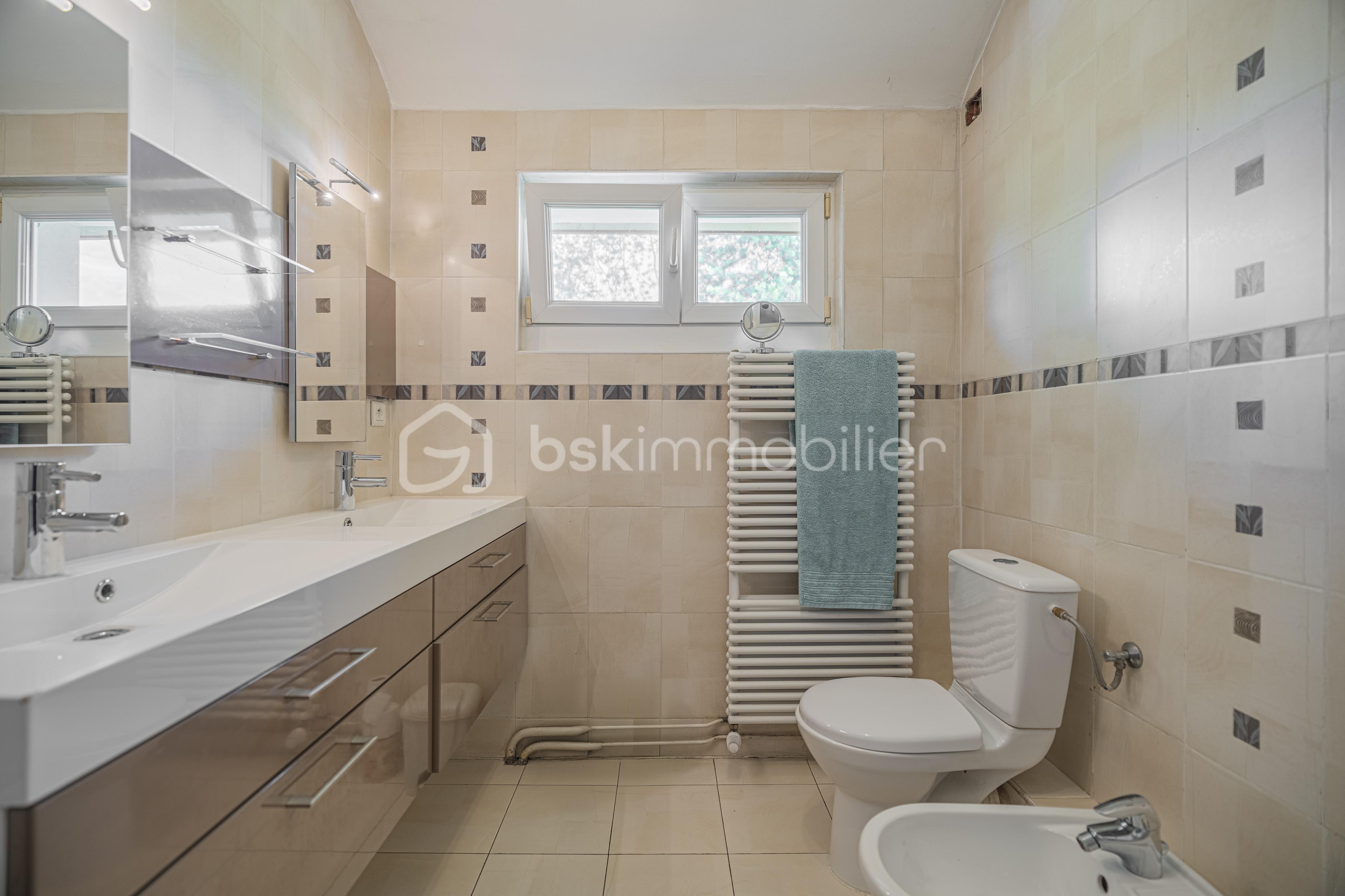Maison de 140 m² - A7405031-HDR-Modifier.jpg