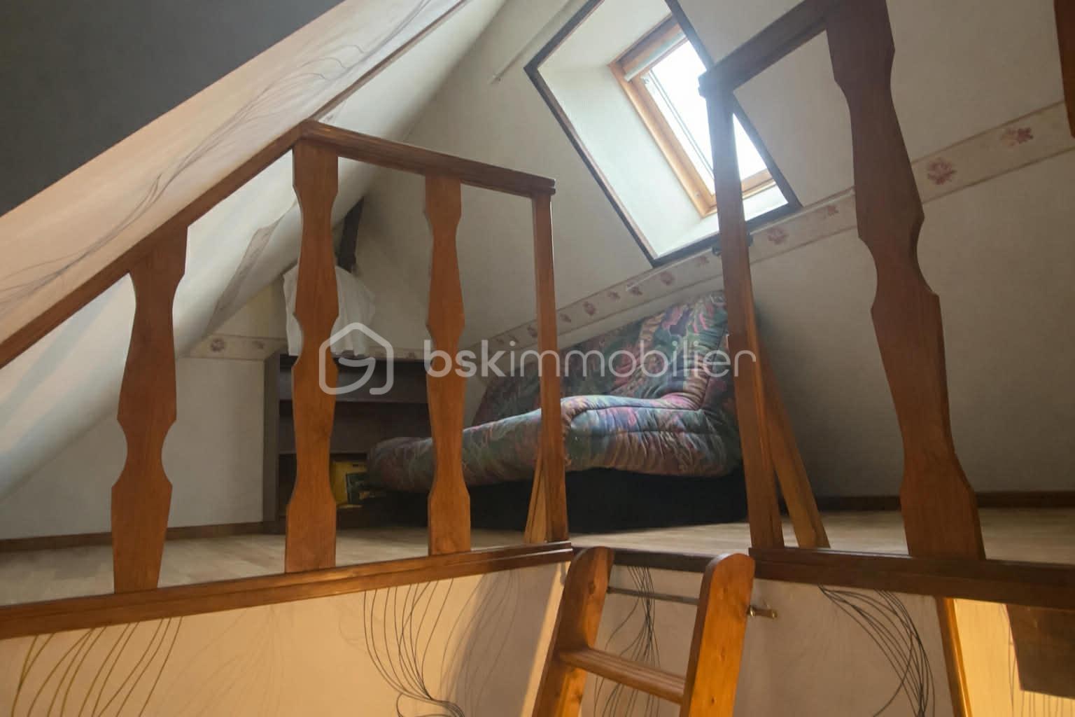 Maison jumelee de 100 m² - d5f60c27-a7ae-481a-a785-a1bce64bcfeb.jfif