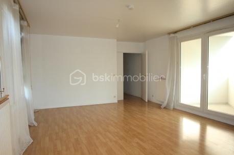 Appartement de 72 m² - 02 salon oudy.png