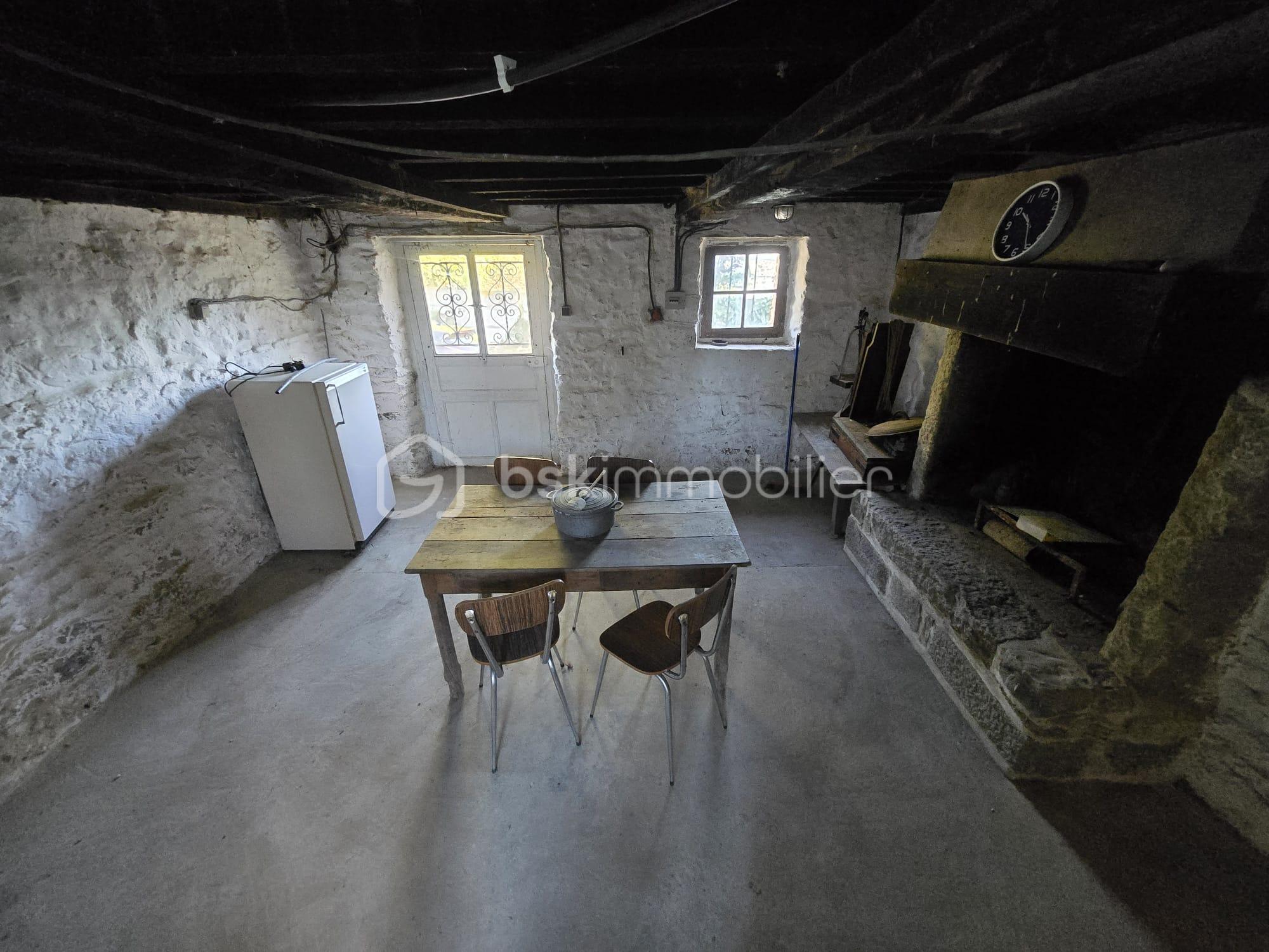Maison ancienne de 73 m² - WhatsApp Image 2025-10-07 à 14.22.10_f636913c.jpg