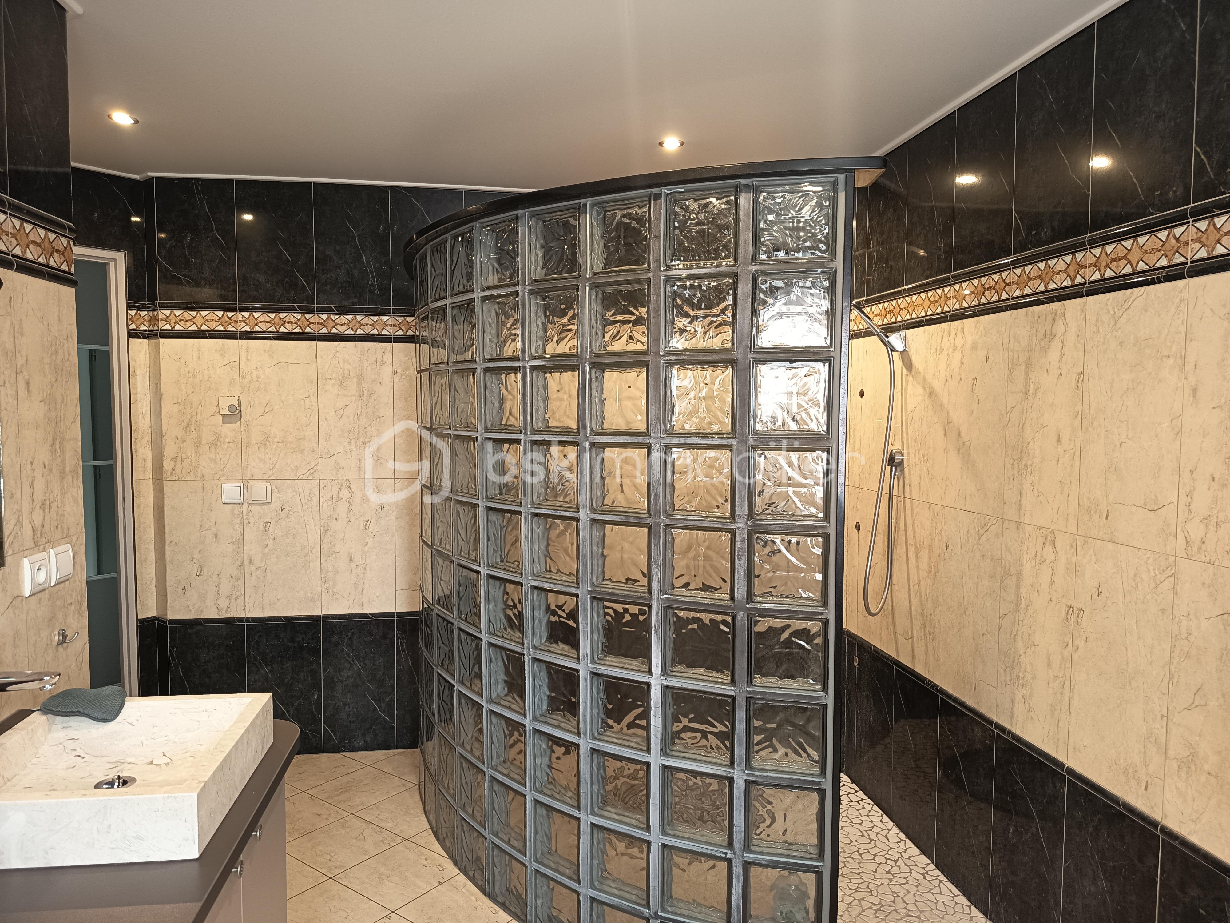 Maison contemporaine de 101,16 m² - 1756640097457.jpg