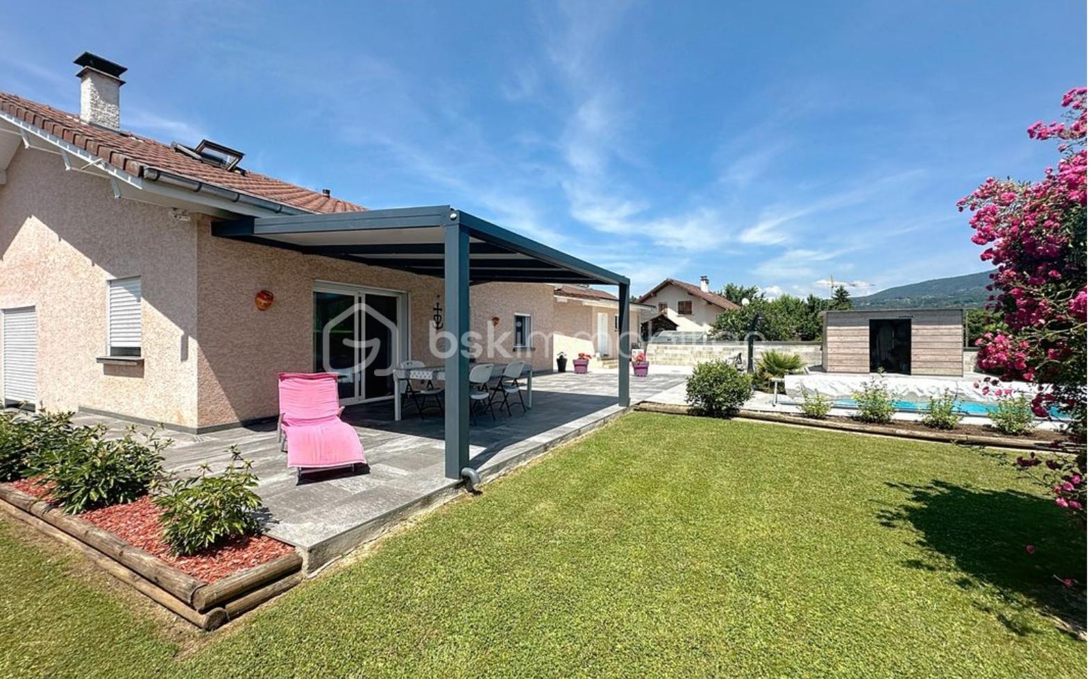 Maison contemporaine de 101,16 m² - 1755589252656.jpg