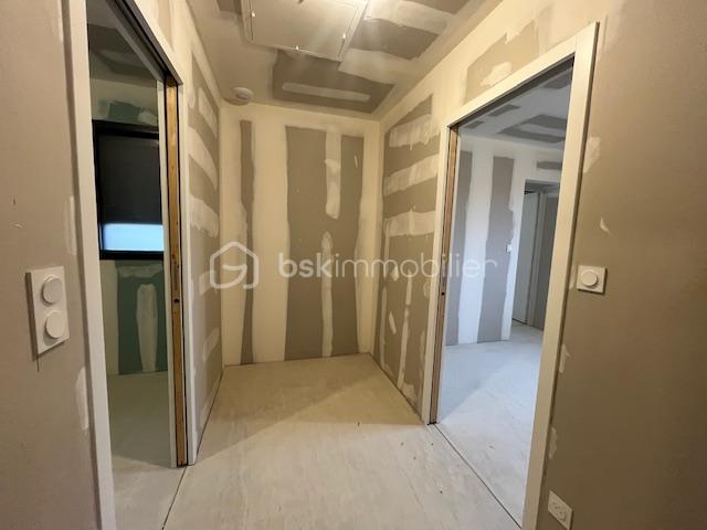 Maison contemporaine de 140 m² - DRESSING.jpg