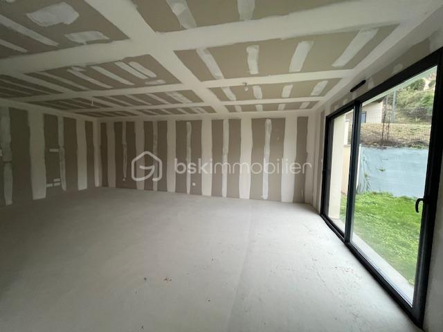 Maison contemporaine de 140 m² - SEJOUR 3.jpg