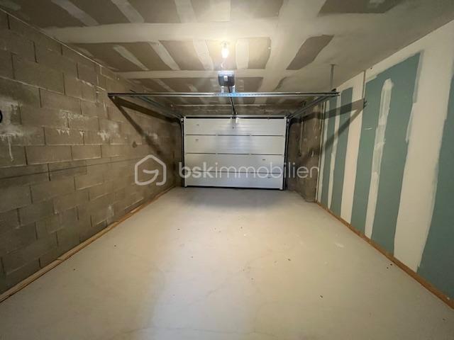 Maison contemporaine de 140 m² - GARAGE B2.jpg