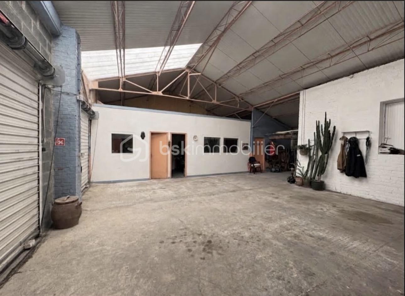 garage vide.jpg