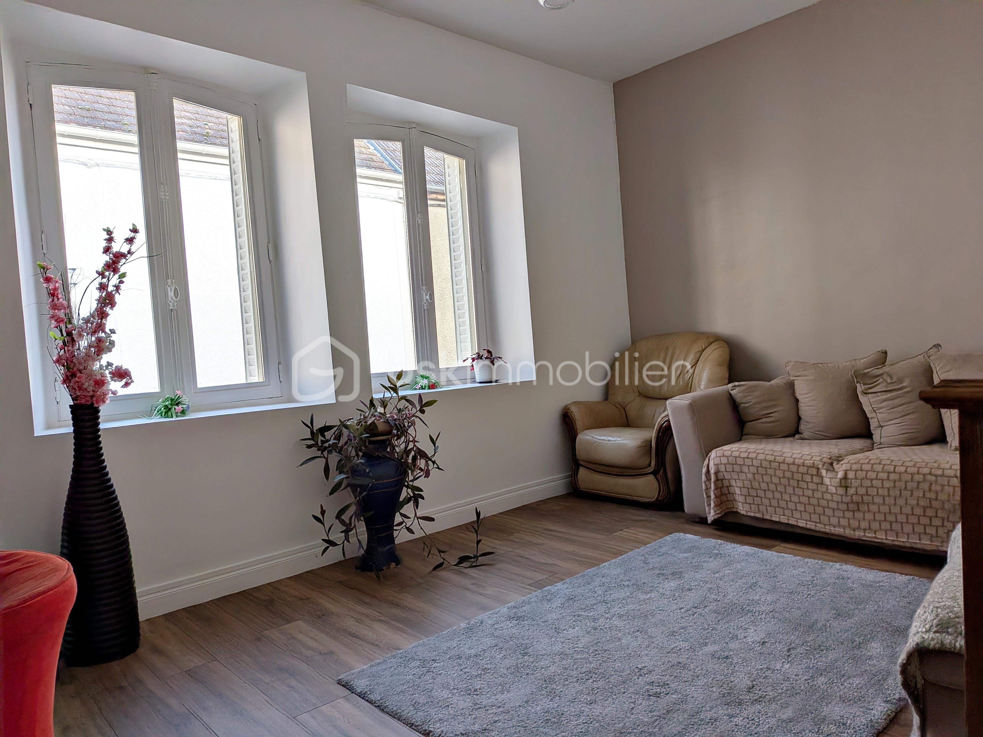 Maison traditionnelle de 108 m² - PXL_20251118_090740321.jpg