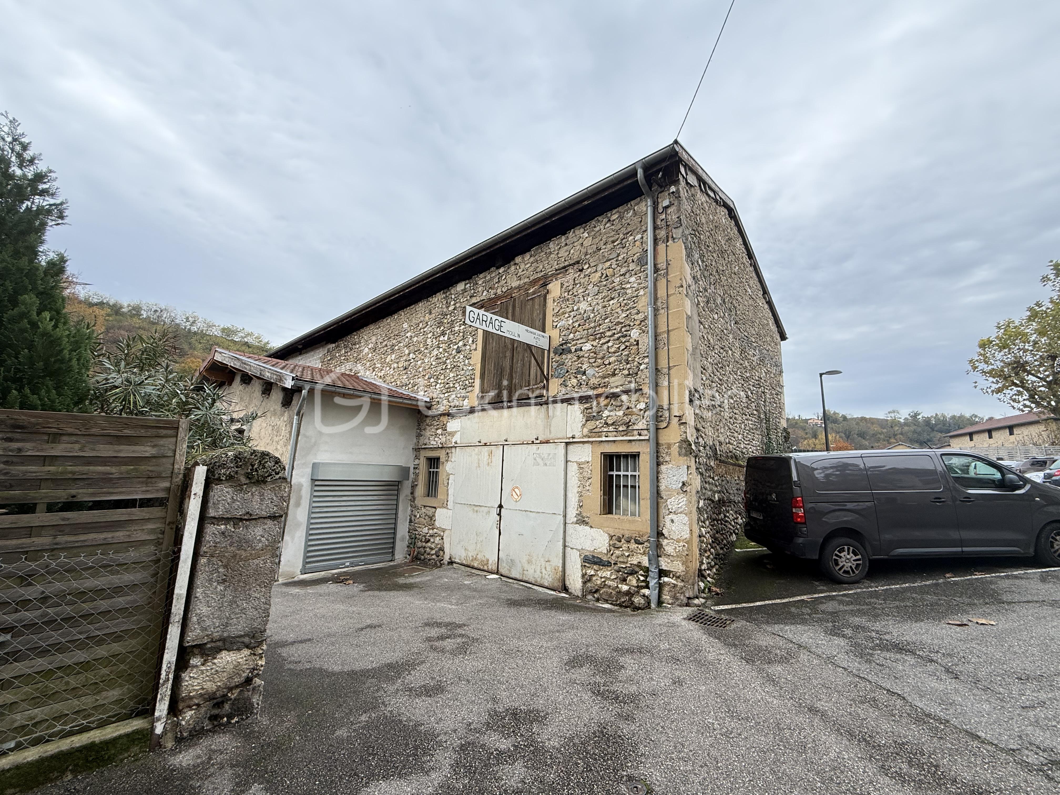 Local commercial de 194 m²