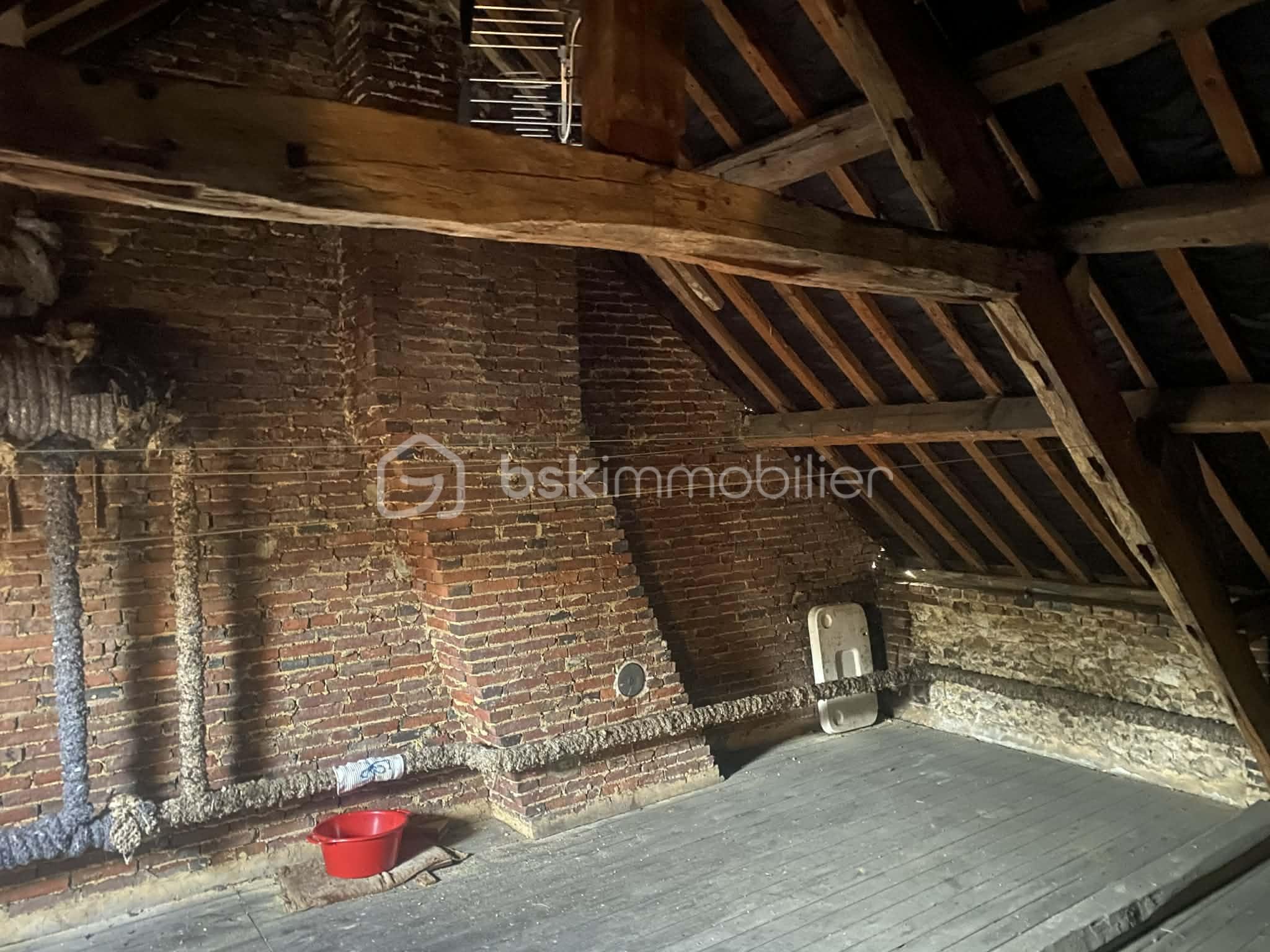 Maison ancienne de 75 m² - 07dcb74a-5103-430f-9a70-c38aff41ad56.jfif