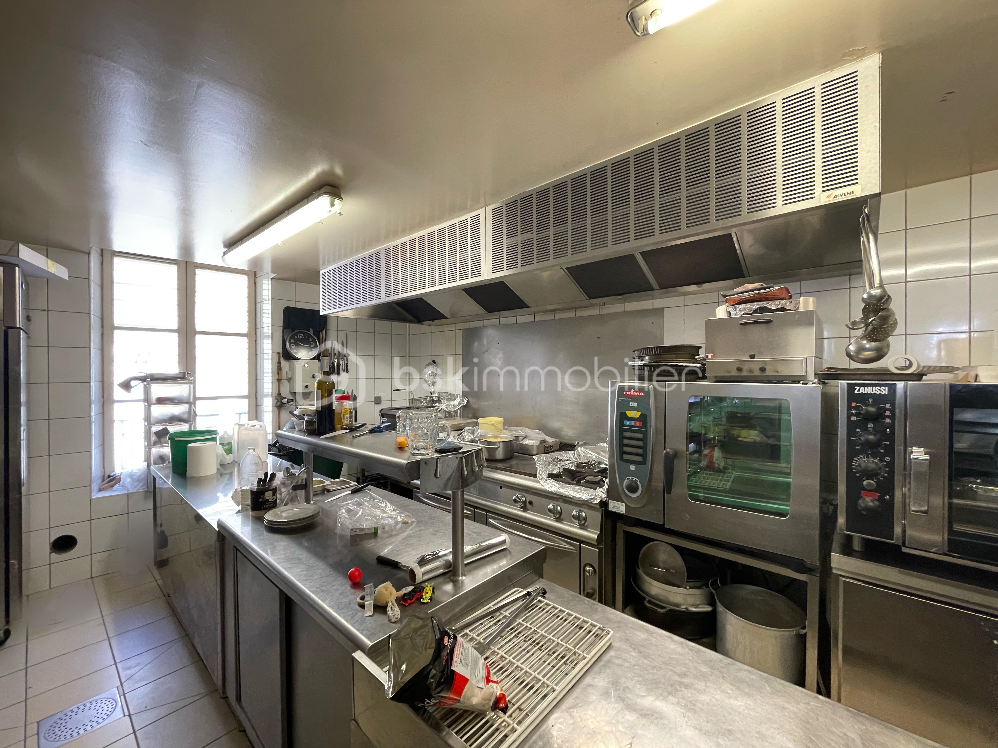Fonds de commerce - cuisine .JPG