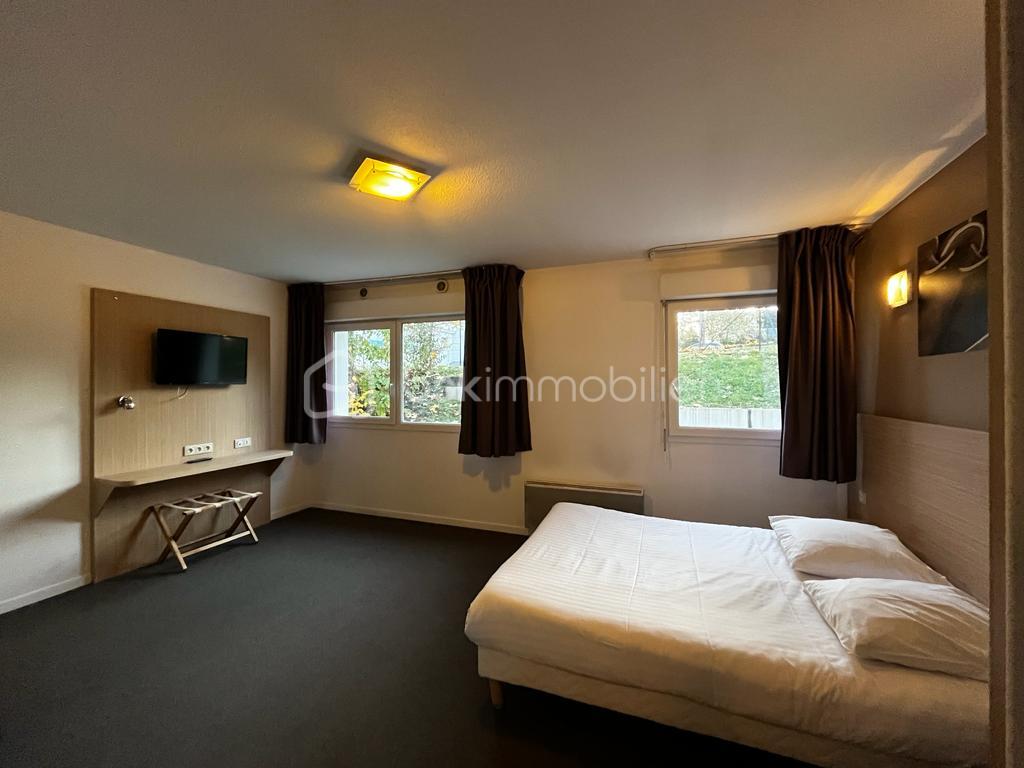 Chambre de service de 32,60 m² - CHAMBRE.jpeg