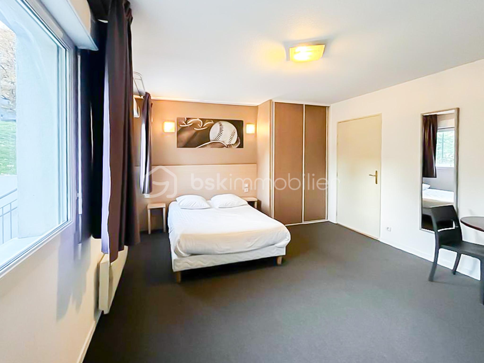 Chambre de service de 32,60 m² - WhatsApp Image 2022-12-01 at 13.40.55 (6).jpg